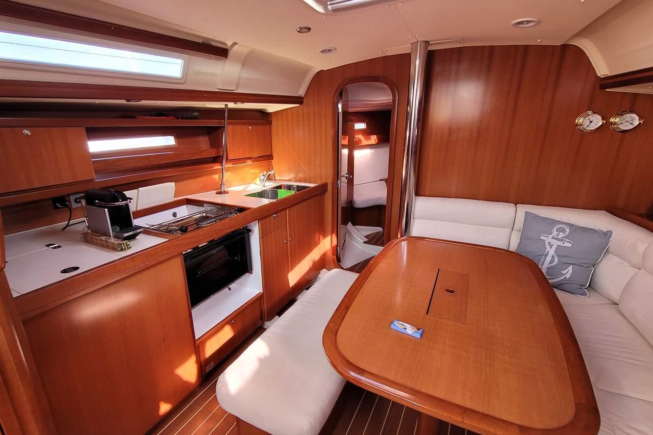 Dufour 365 GL - Nausicaa, picture 10