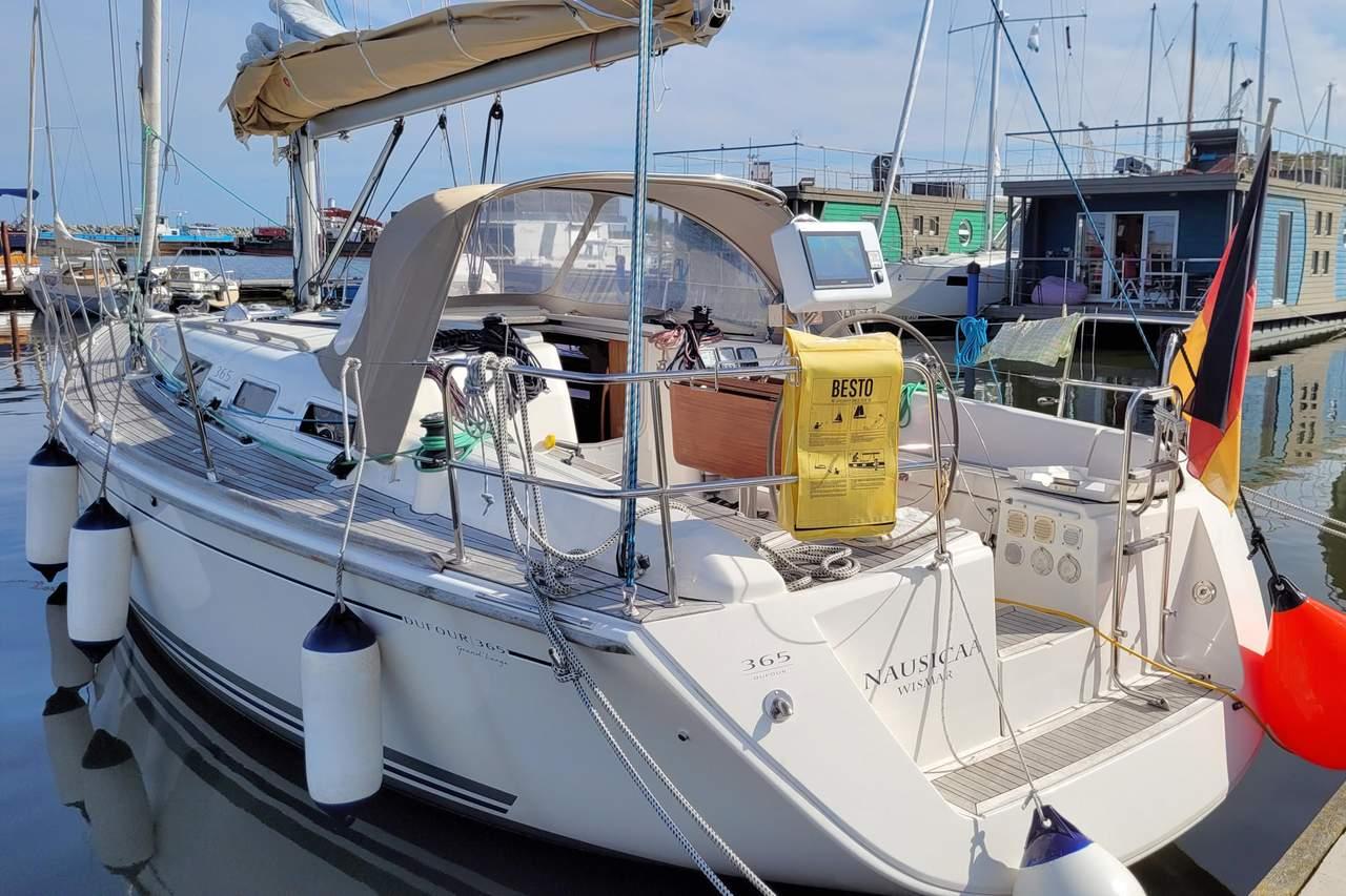 Dufour 365 GL - Nausicaa, picture 1