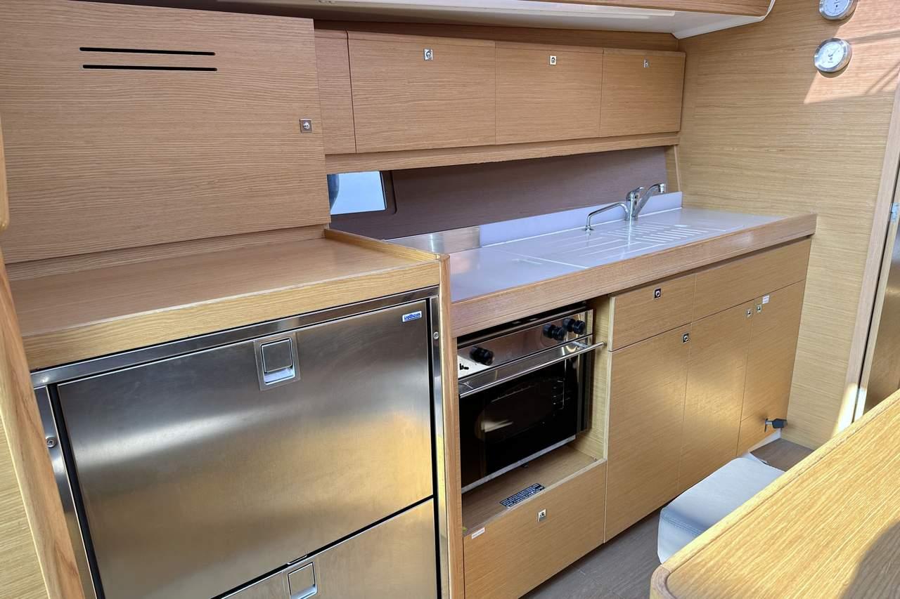 Dufour 382 GL - 2 cab., picture 13