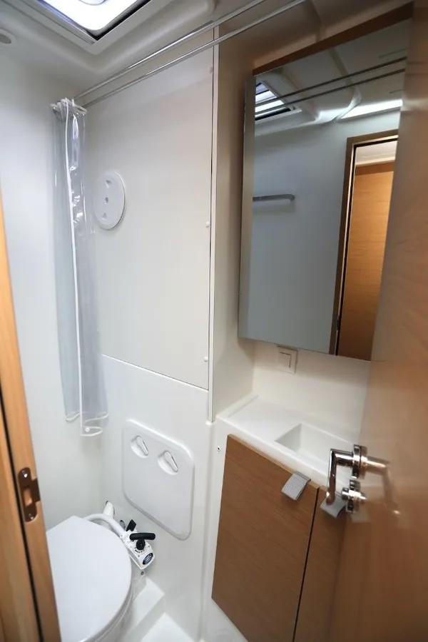 Excess 12 - 4 + 2 cab., picture 5