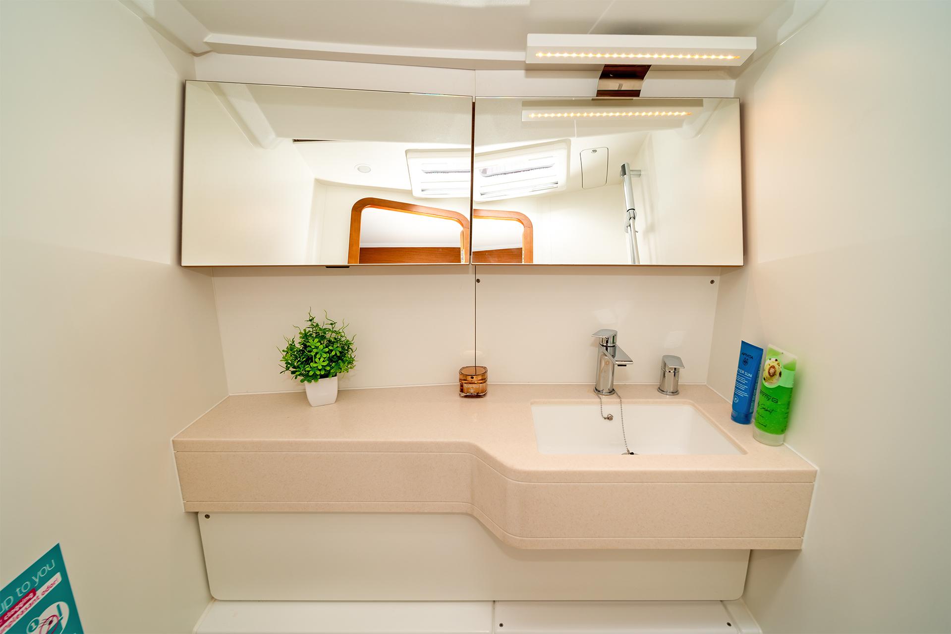 Dufour 44 - 4 cab, picture 27