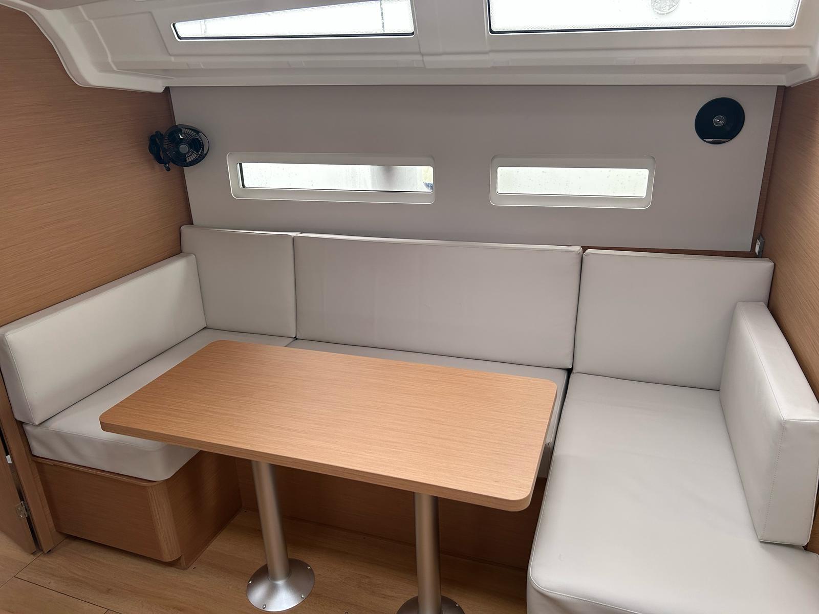 Sun Odyssey 410 - 3 cab., picture 7