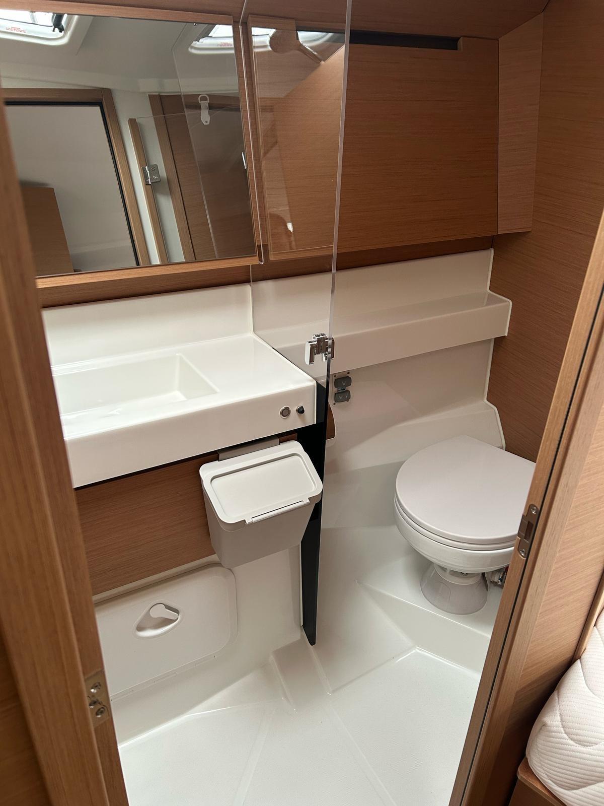 Sun Odyssey 410 - 3 cab., picture 16