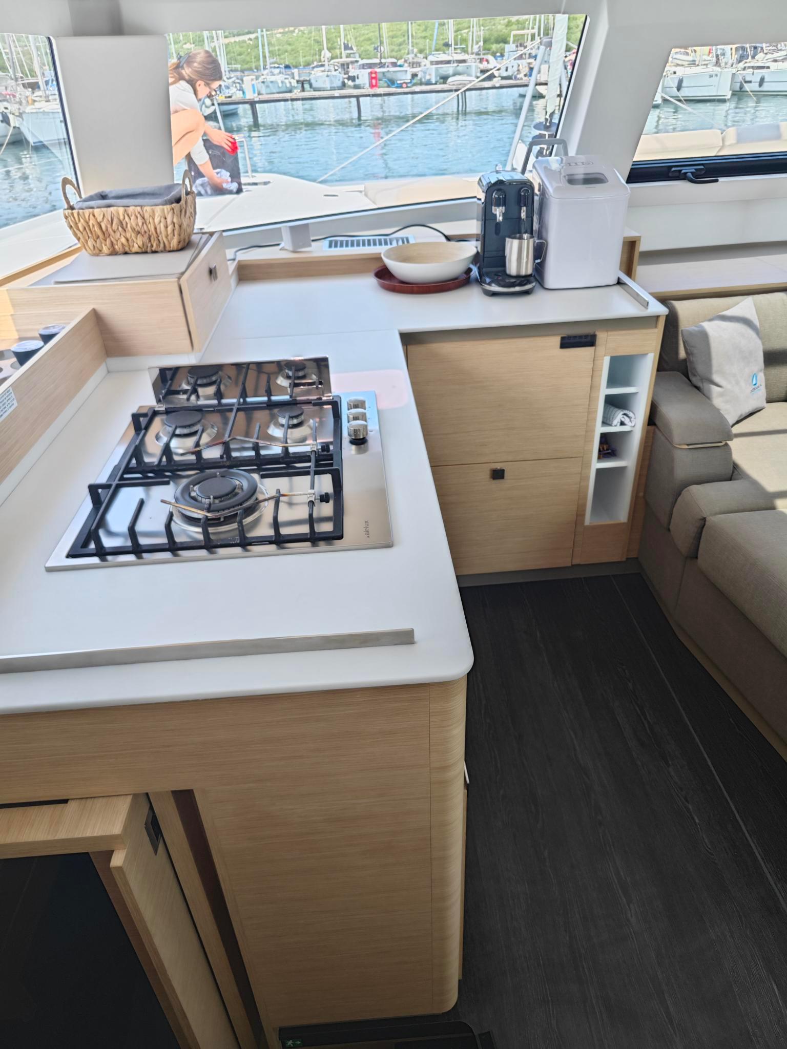 Fountaine Pajot Elba 45 - 3 cab., picture 24