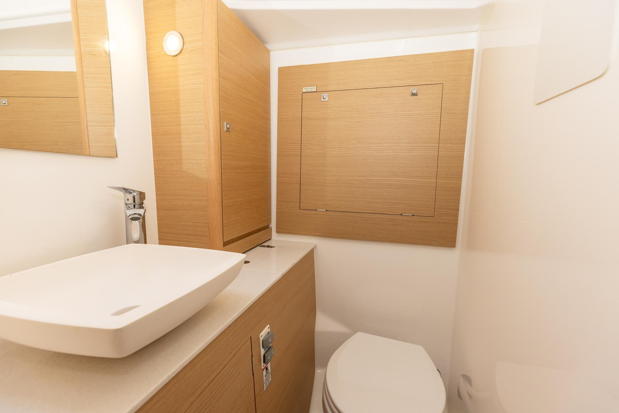 Dufour 390, picture 37