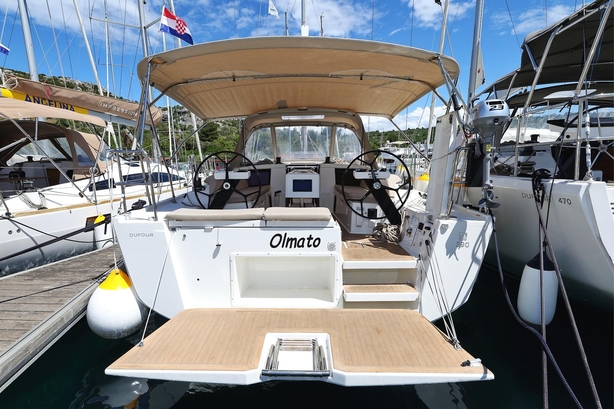 Dufour 390, picture 1