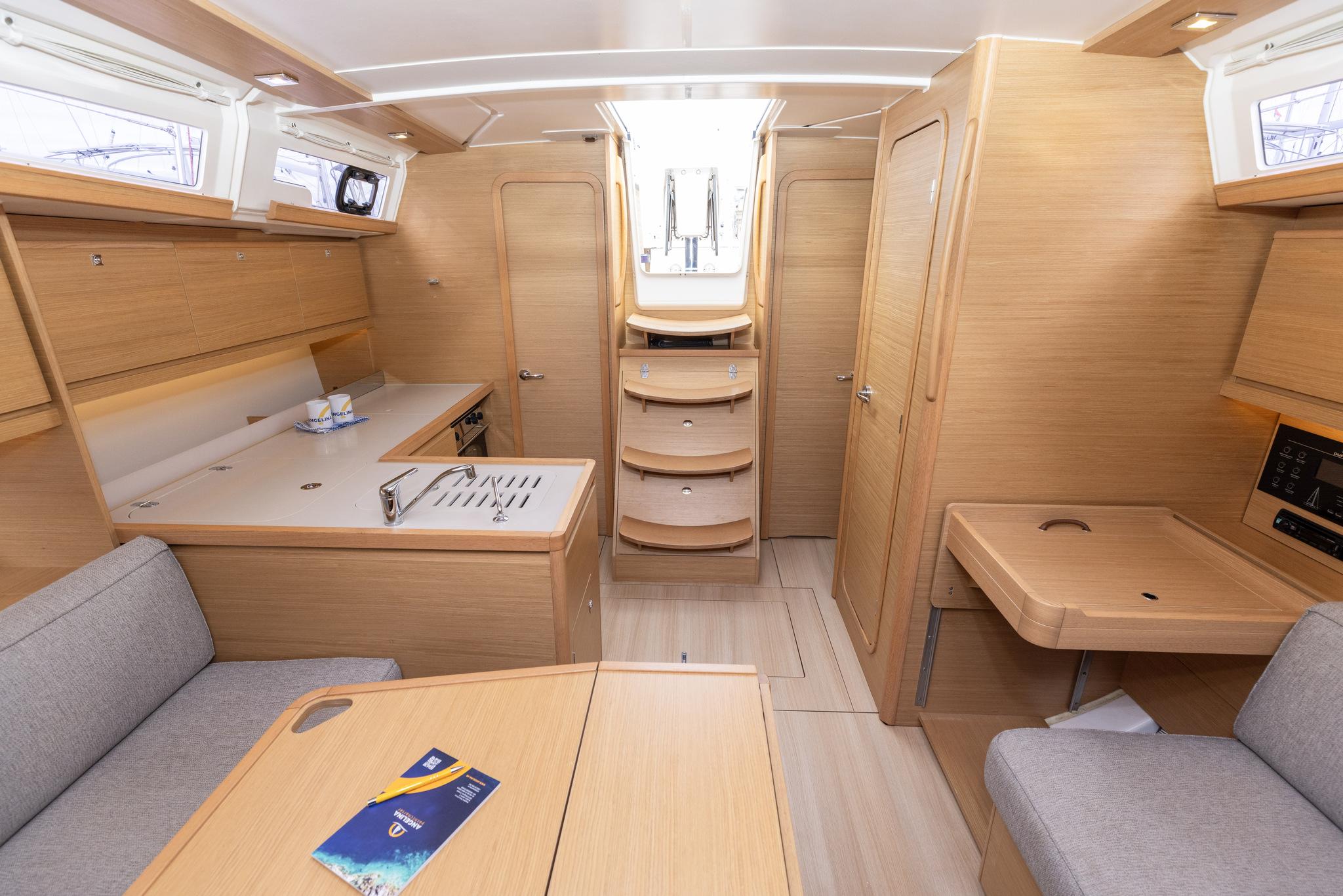 Dufour 390, picture 20