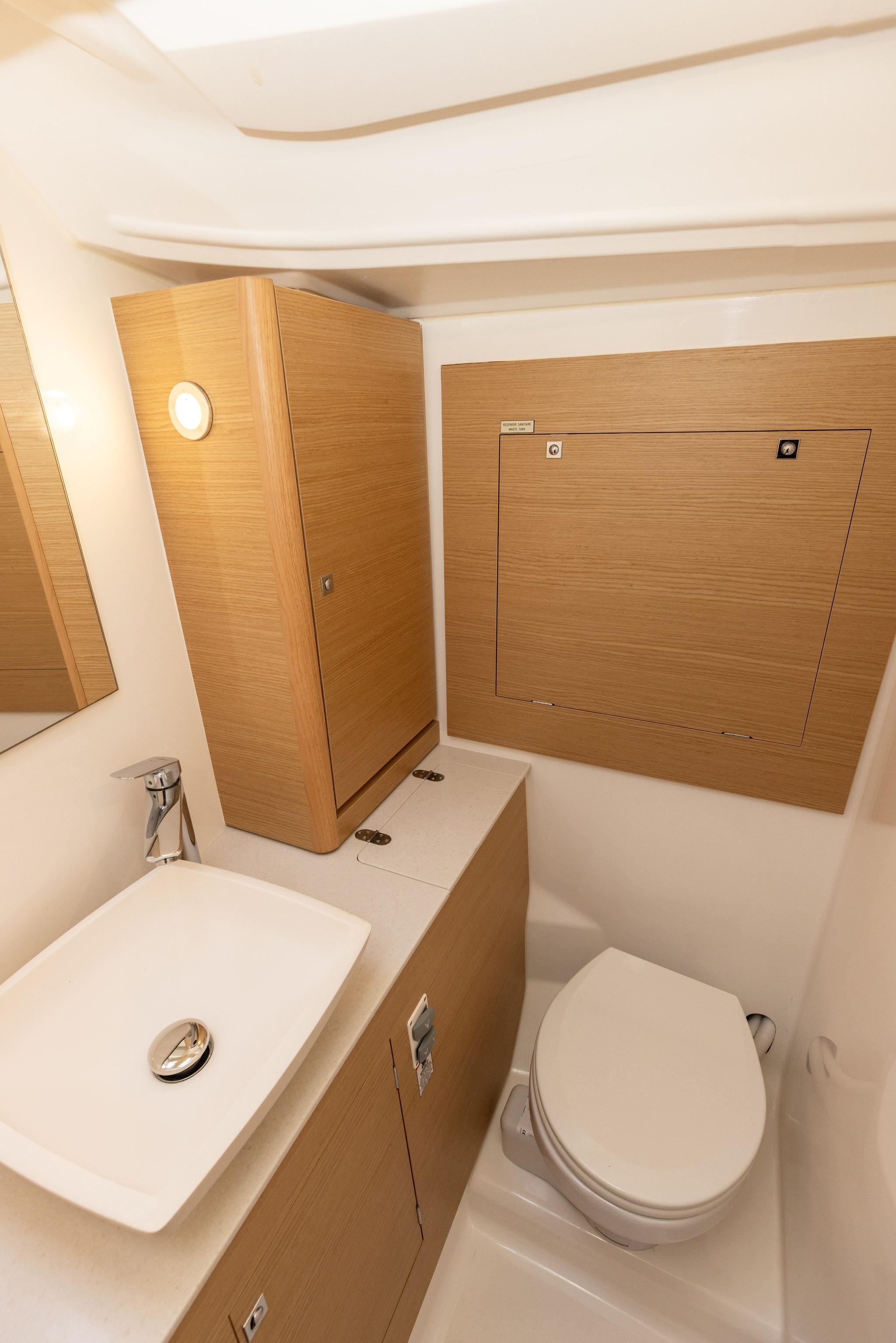 Dufour 390, picture 35