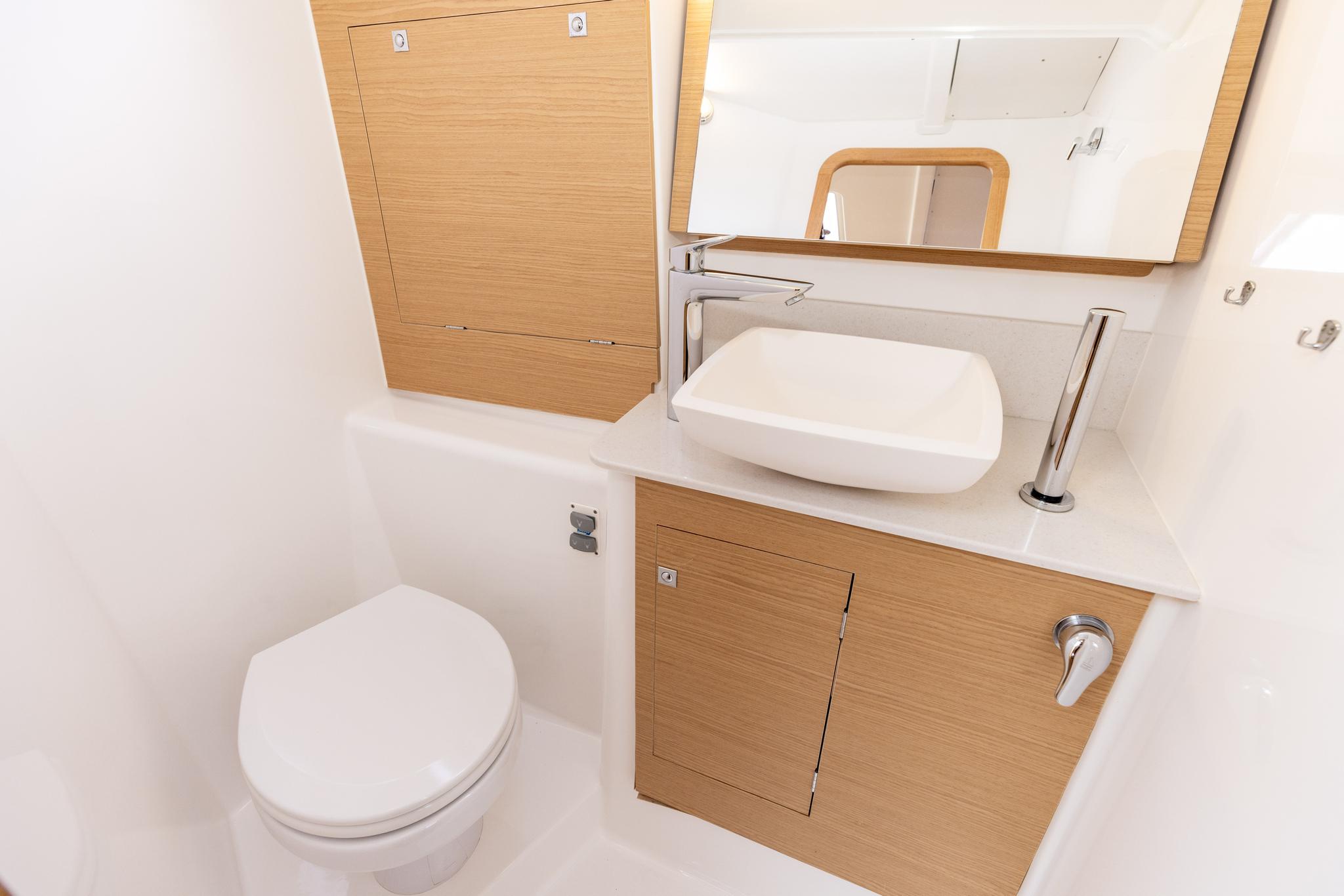 Dufour 390, picture 33