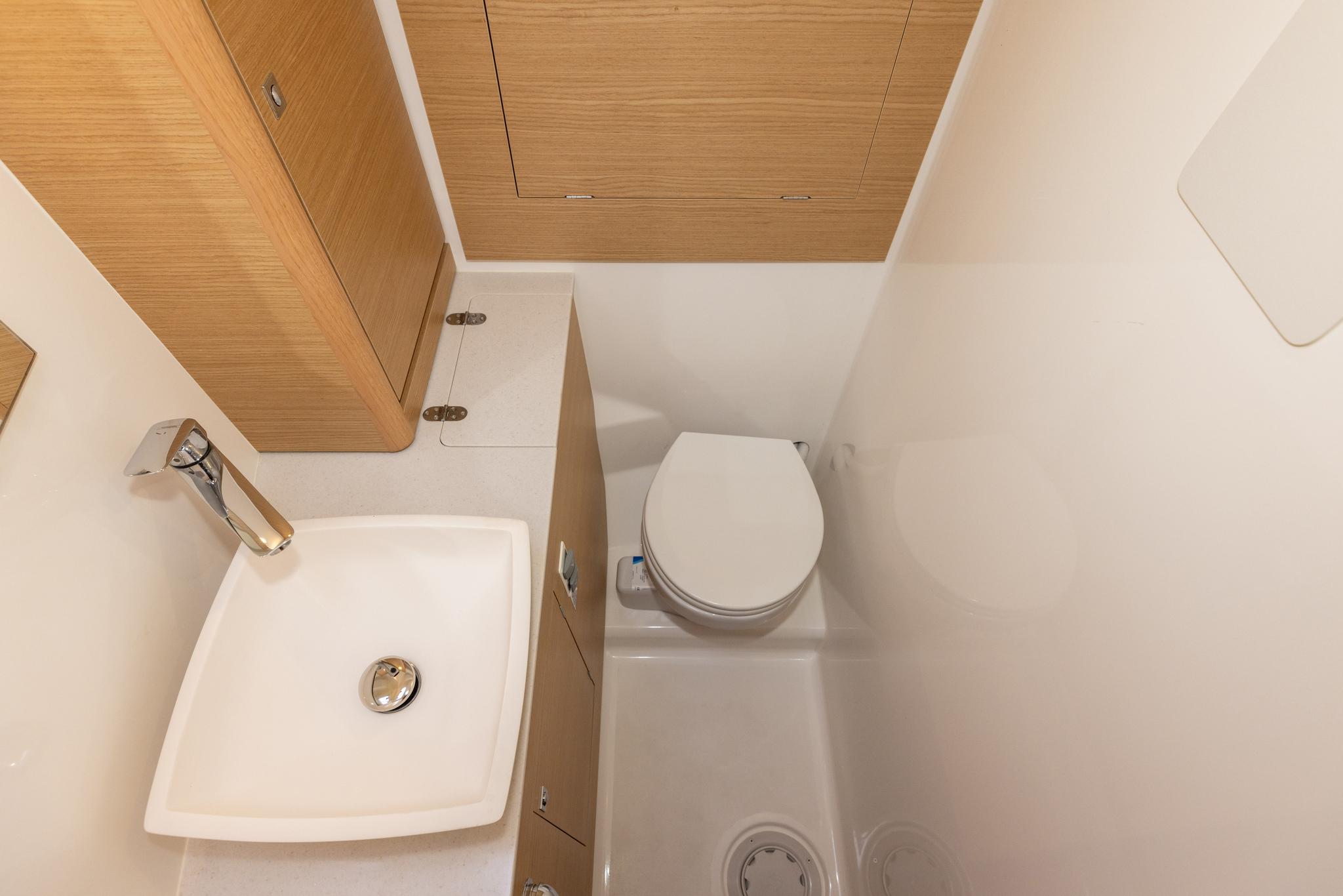 Dufour 390, picture 36