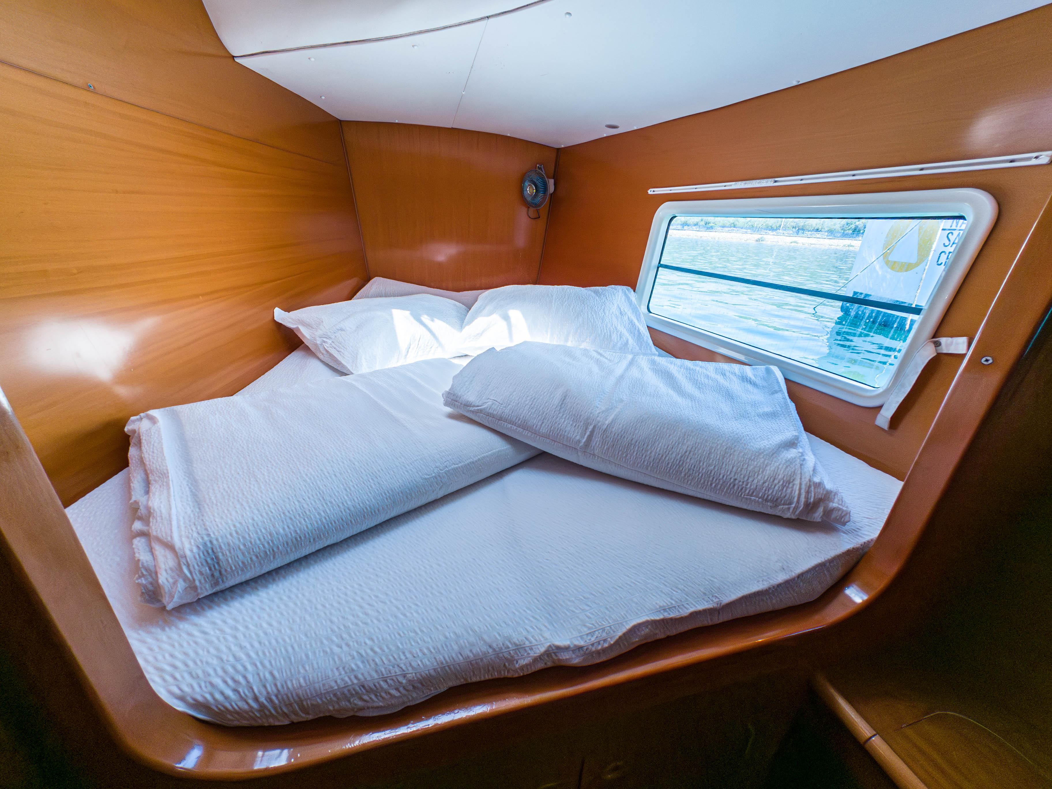 Lagoon 380 S2 - 4 + 2 cab., picture 14