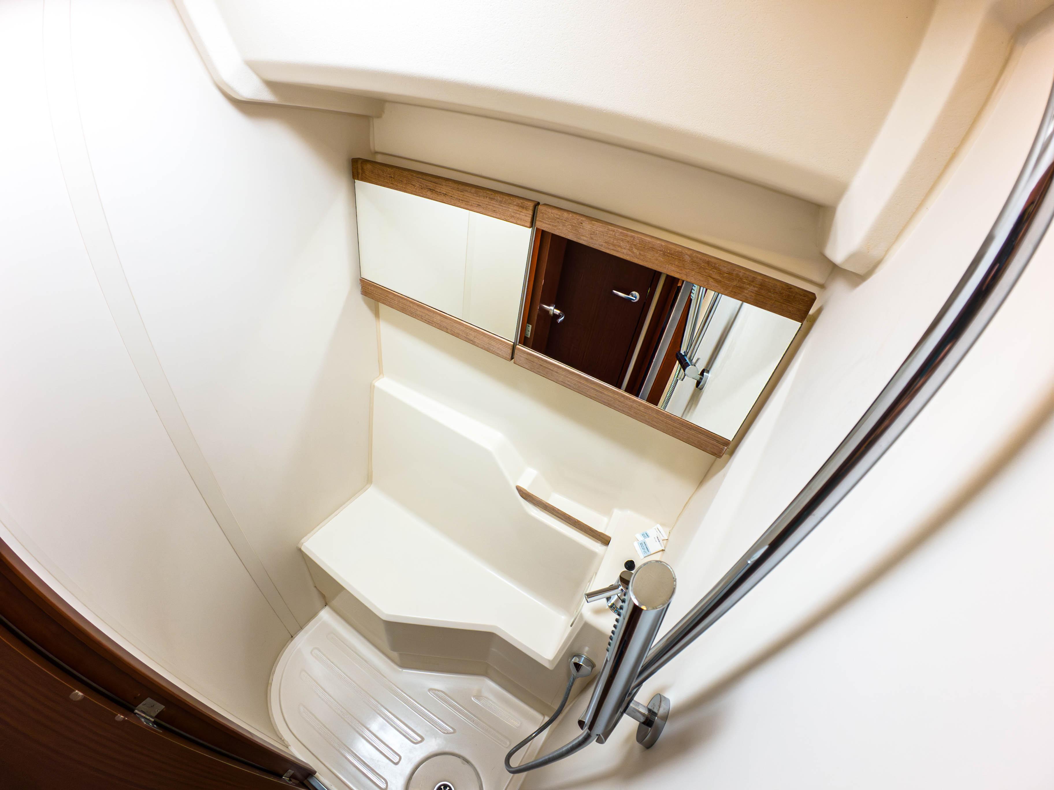 Hanse 455, picture 5