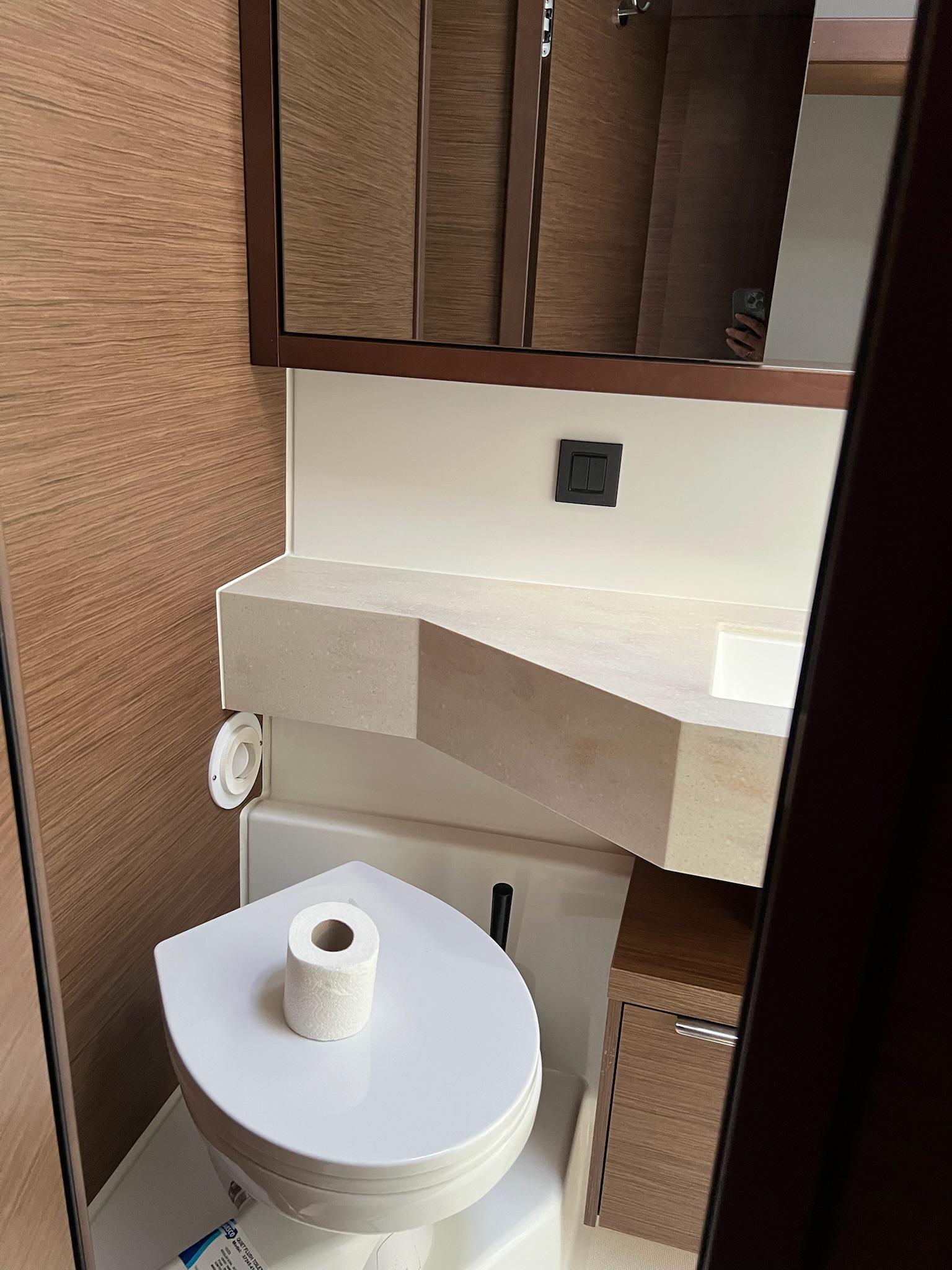 Lagoon 46 - 4 + 2 cab., picture 30