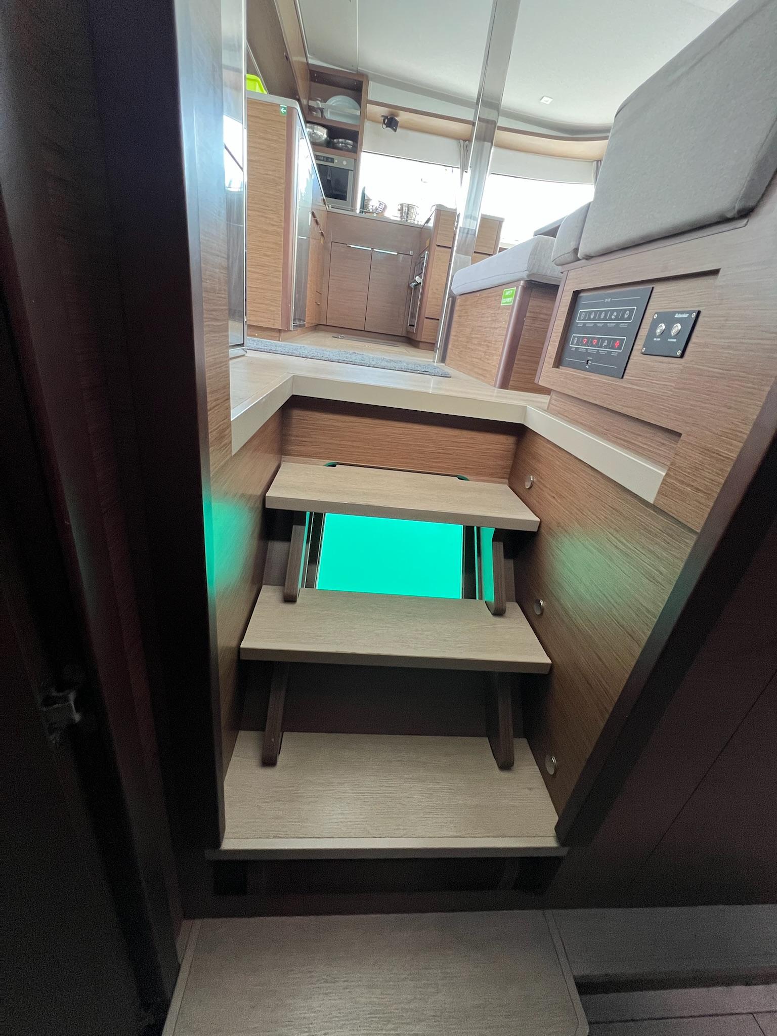 Lagoon 46 - 4 + 2 cab., picture 19