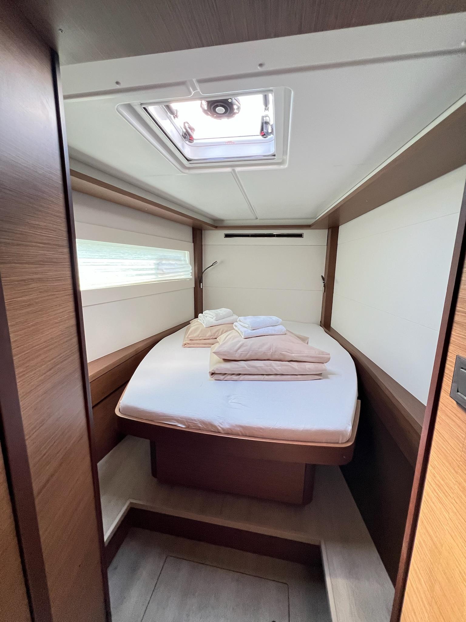 Lagoon 46 - 4 + 2 cab., picture 25