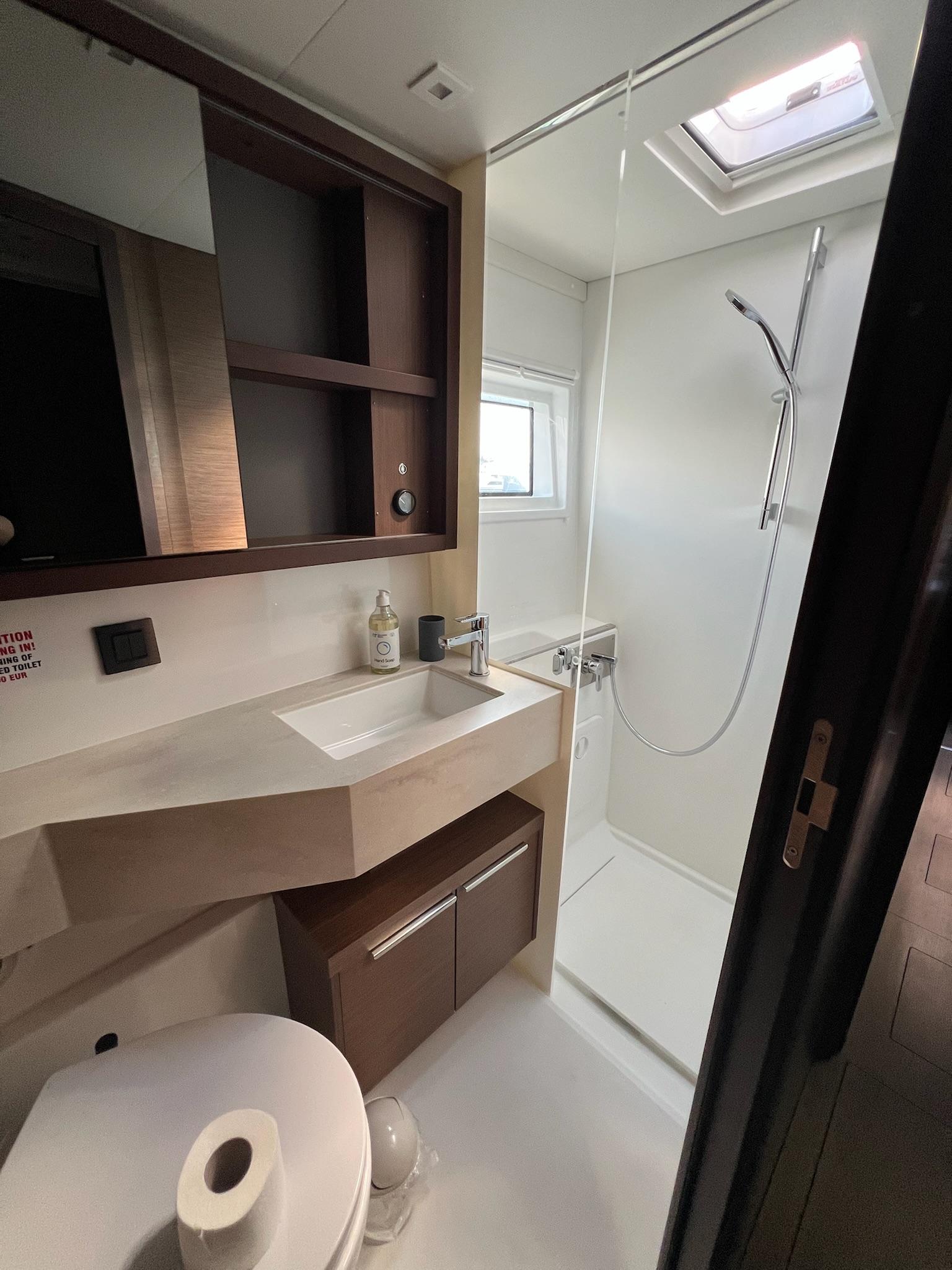 Lagoon 46 - 4 + 2 cab., picture 26