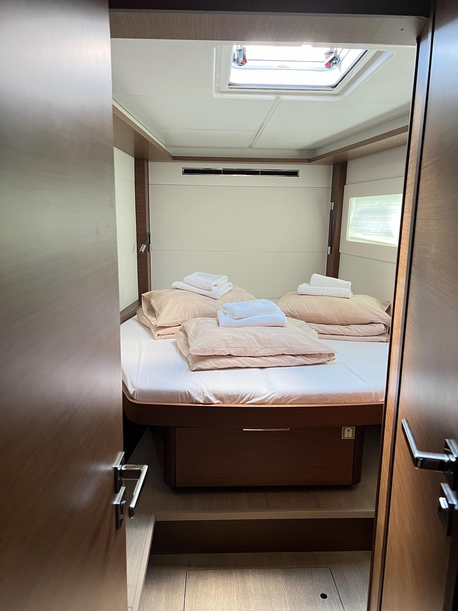 Lagoon 46 - 4 + 2 cab., picture 21