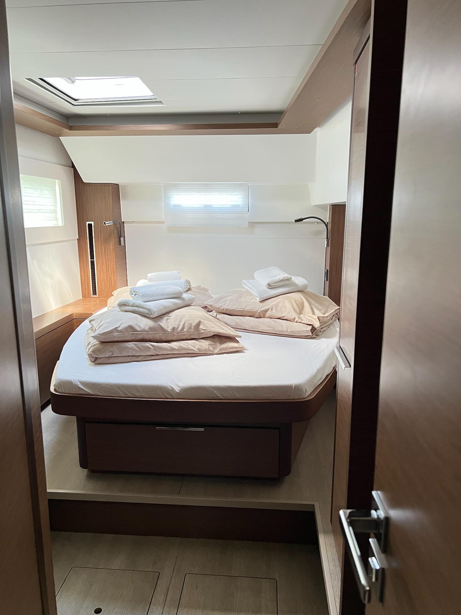 Lagoon 46 - 4 + 2 cab., picture 22