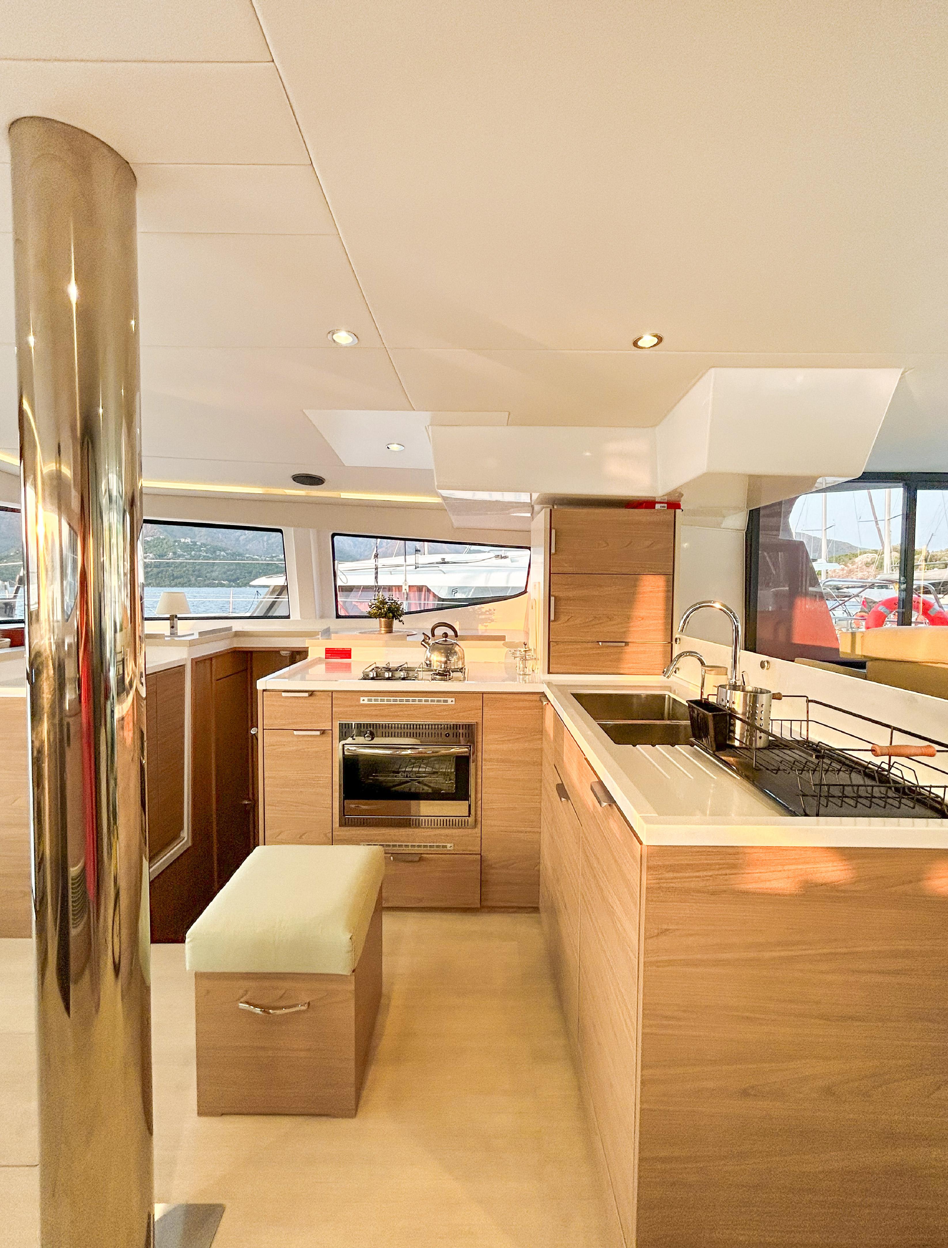 Bali 4.8 - 6 + 1 cab., picture 15