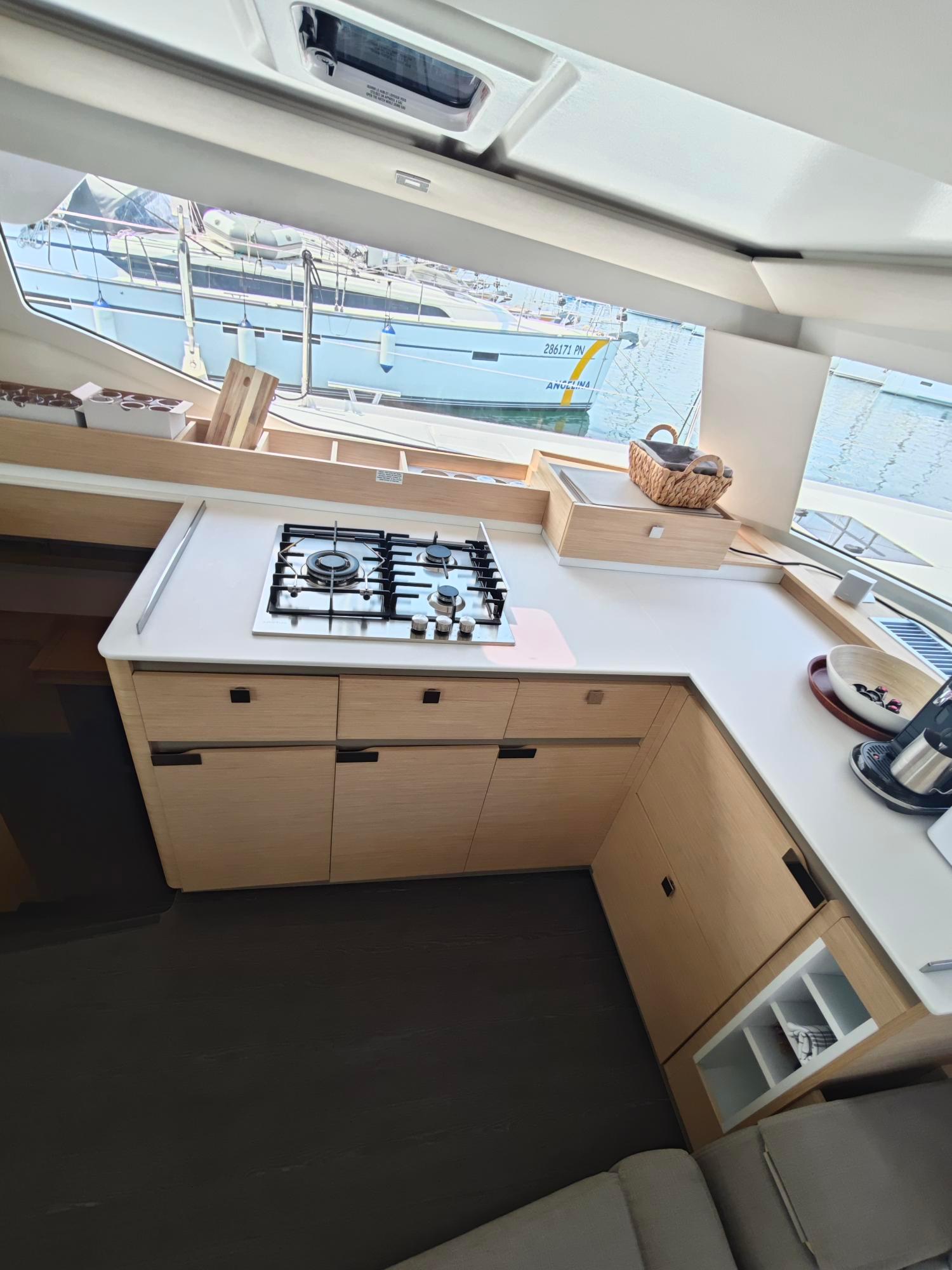 Fountaine Pajot Elba 45 - 3 cab., picture 23
