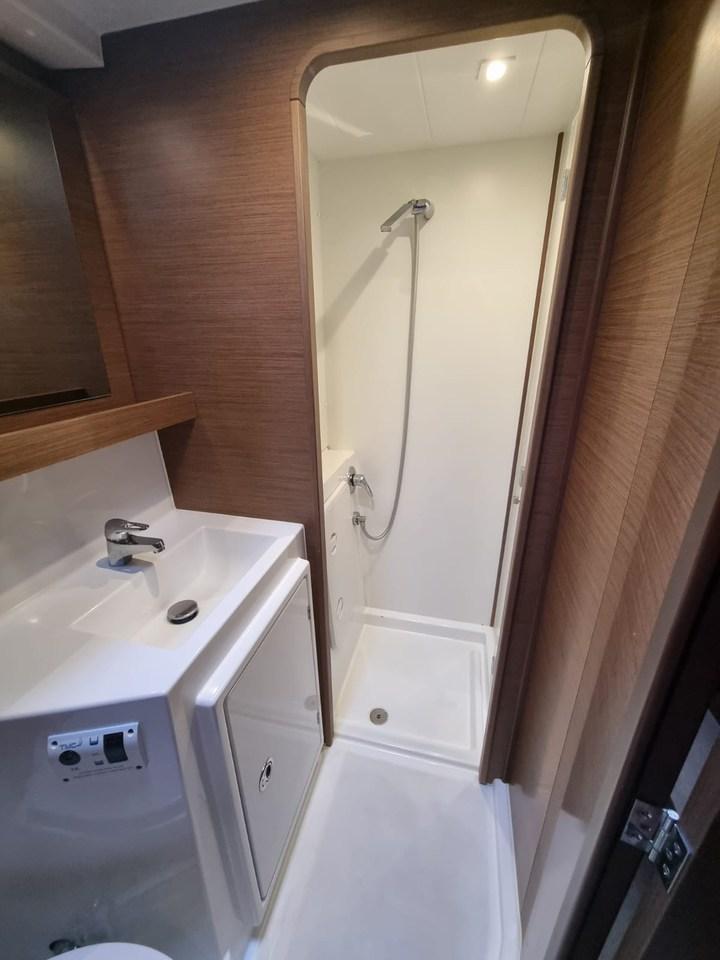 Lagoon 42 - 4 + 2 cab., picture 21