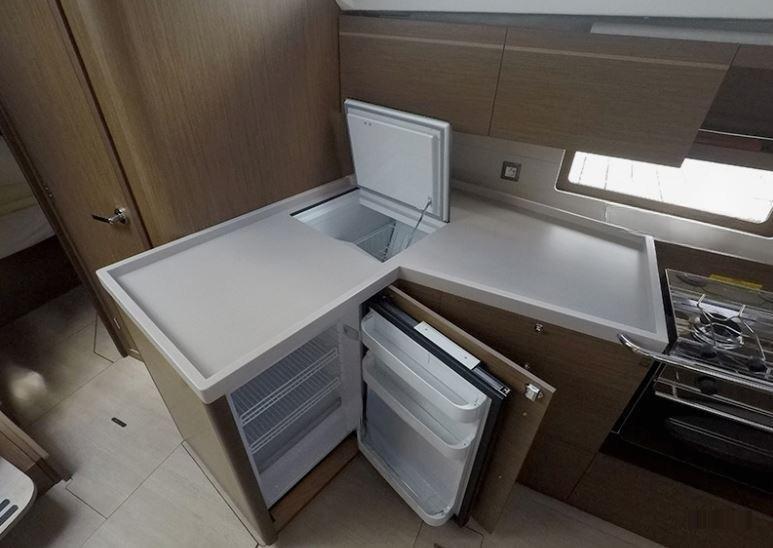 Oceanis 46.1, picture 11