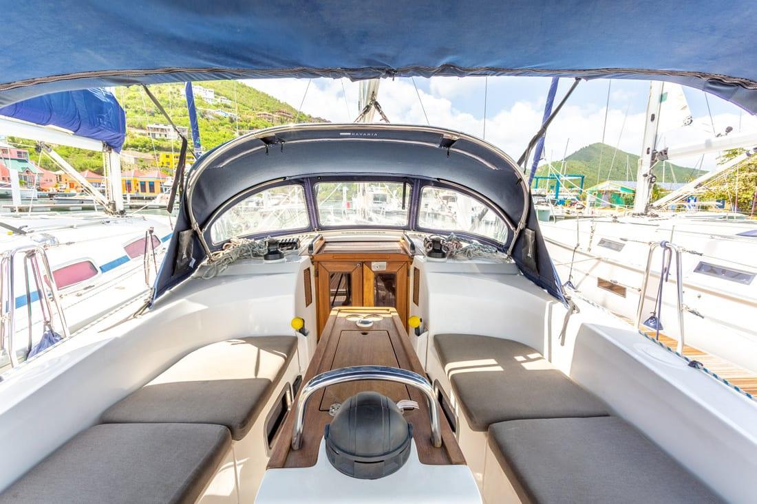 Bavaria 34, picture 8