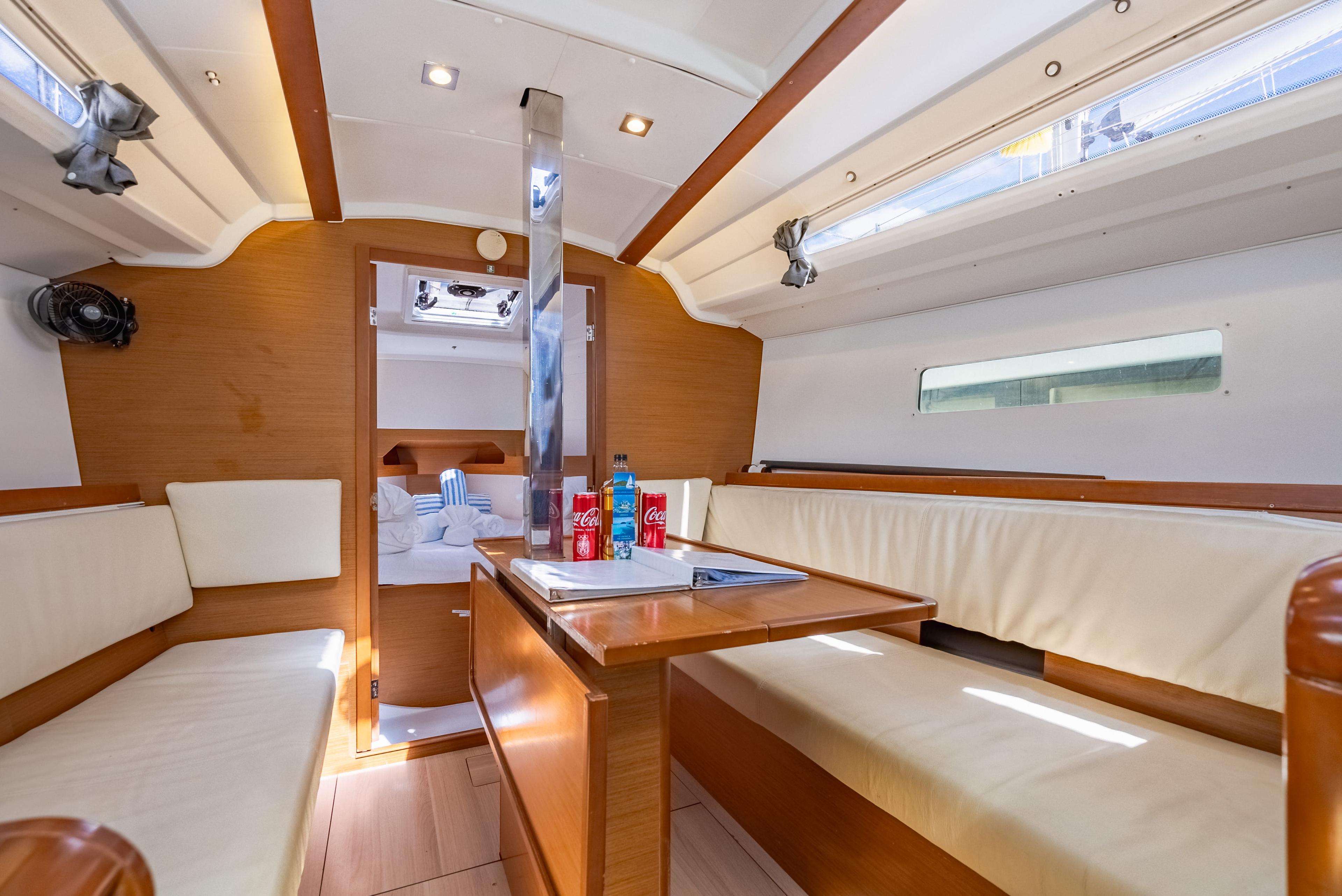 Sun Odyssey 349 - 3 cab., picture 17