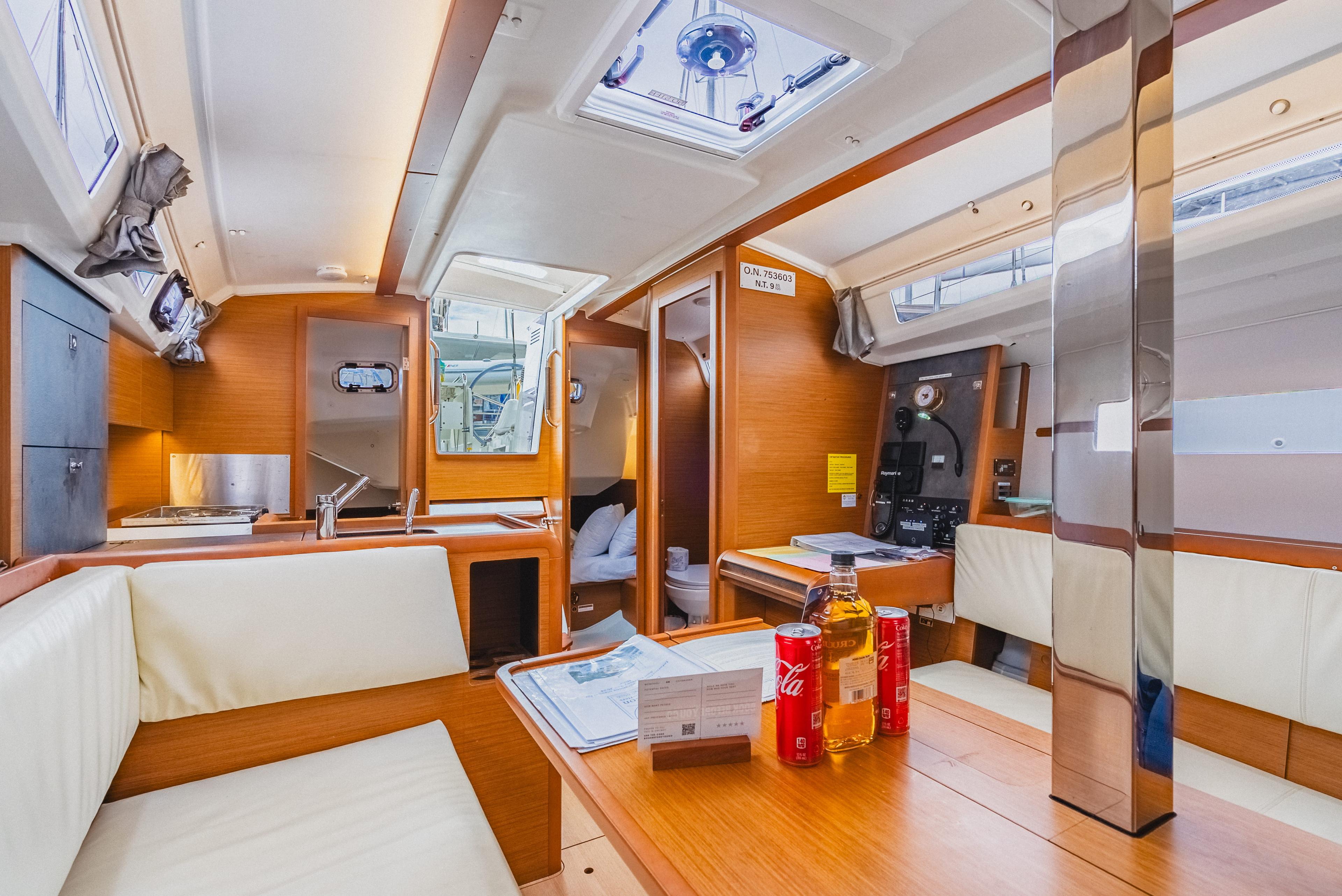 Sun Odyssey 349 - 3 cab., picture 24