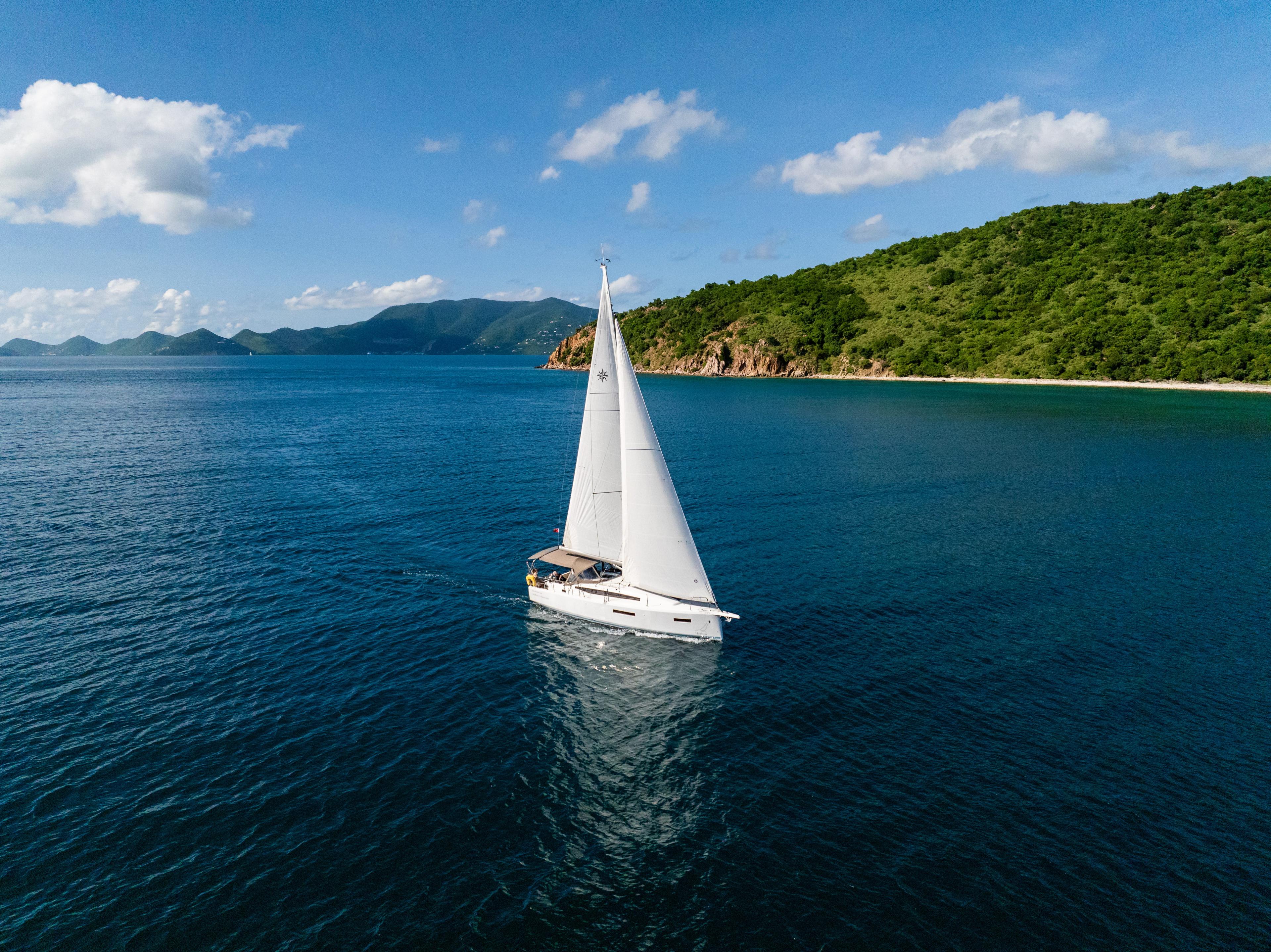 Sun Odyssey 380 - 2 cab., picture 1