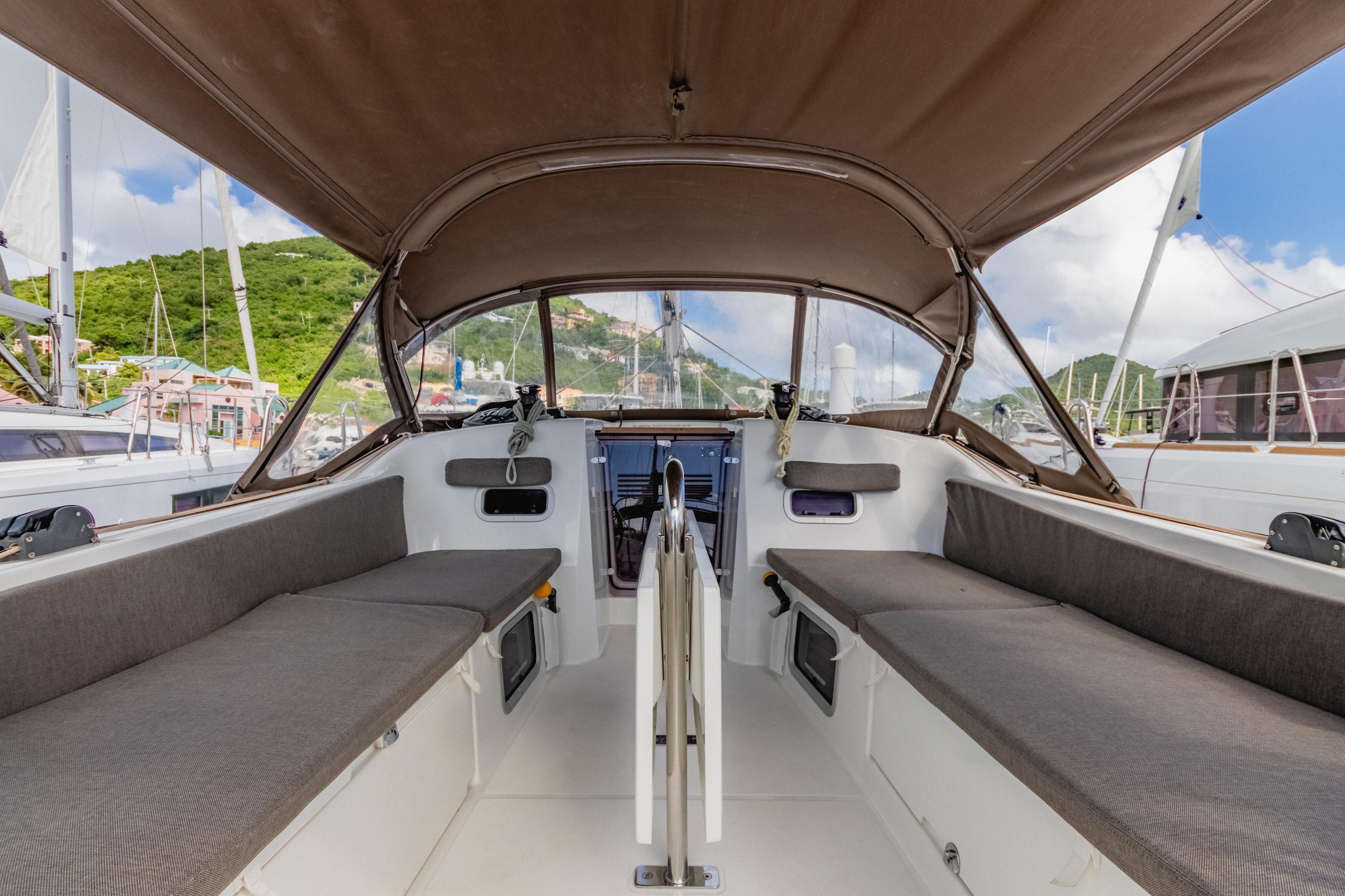 Sun Odyssey 380 - 3 cab., picture 14