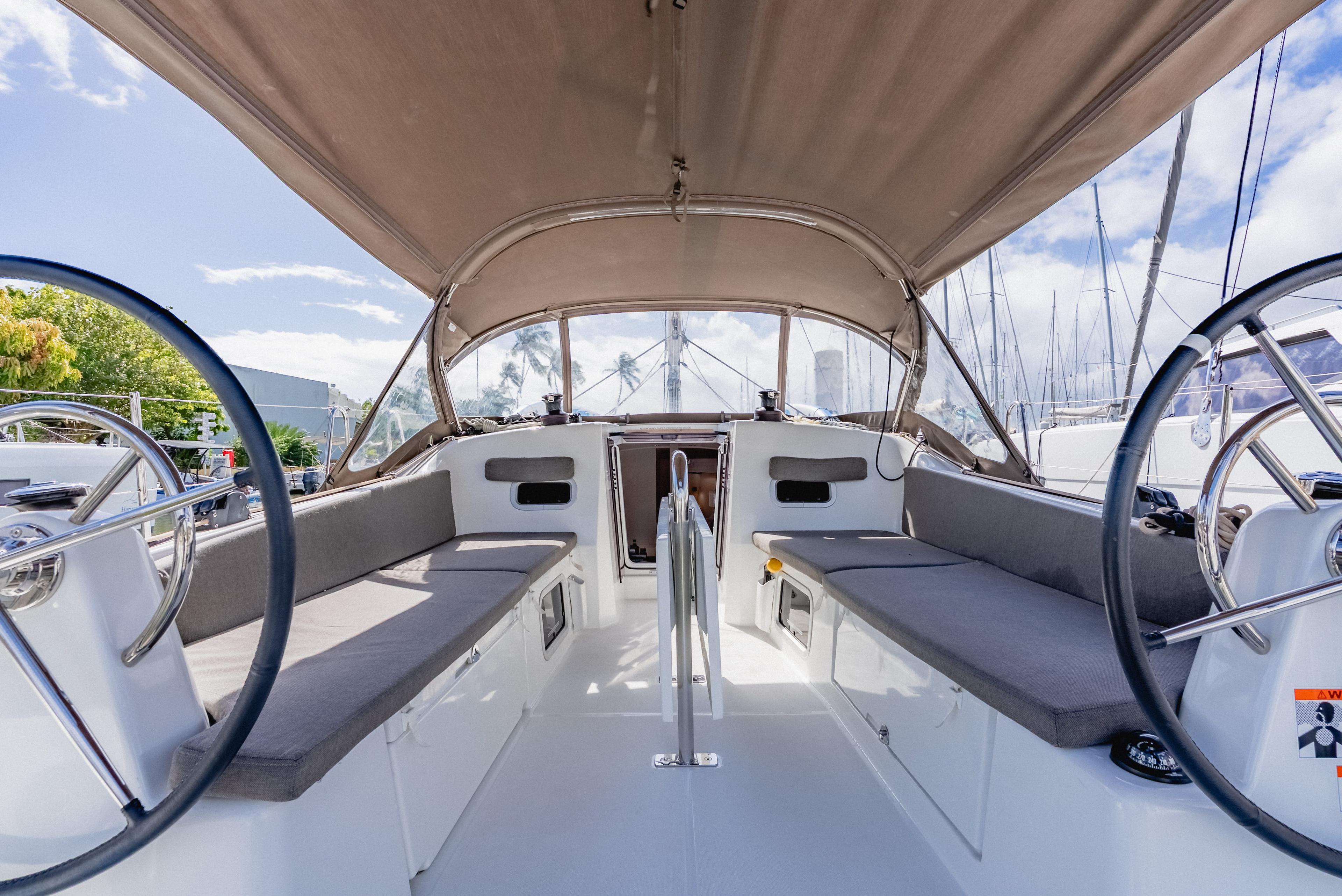 Sun Odyssey 380 - 3 cab., picture 10