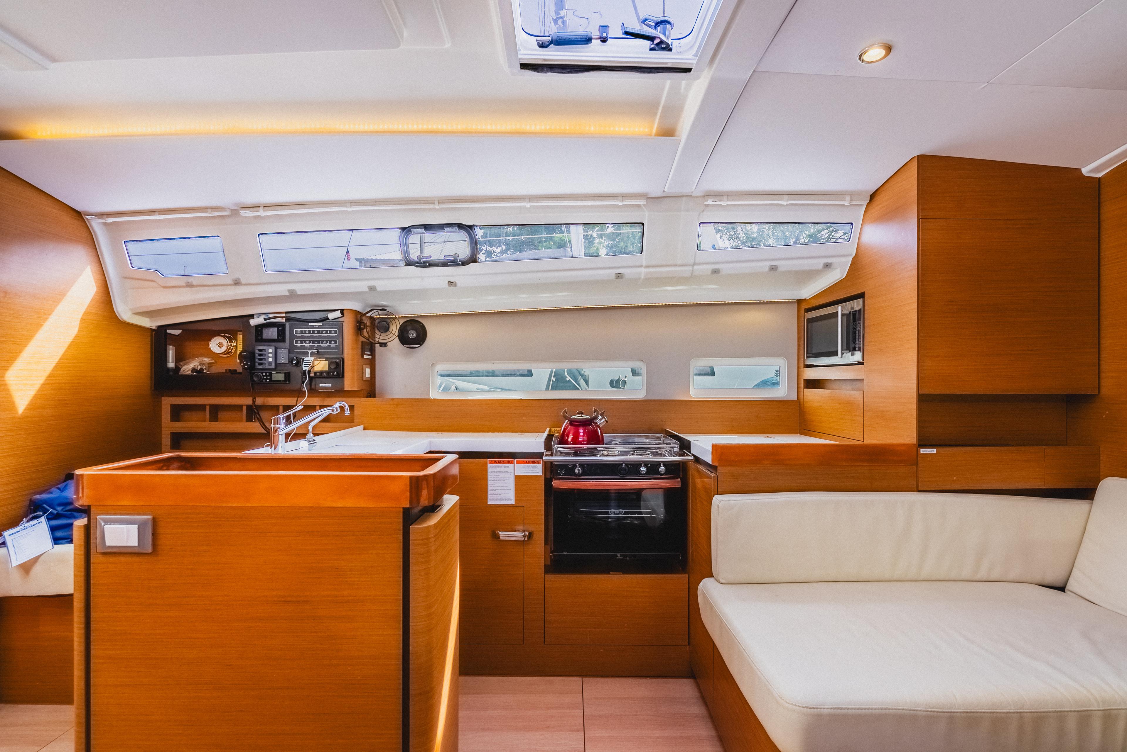 Sun Odyssey 410 - 3 cab., picture 22