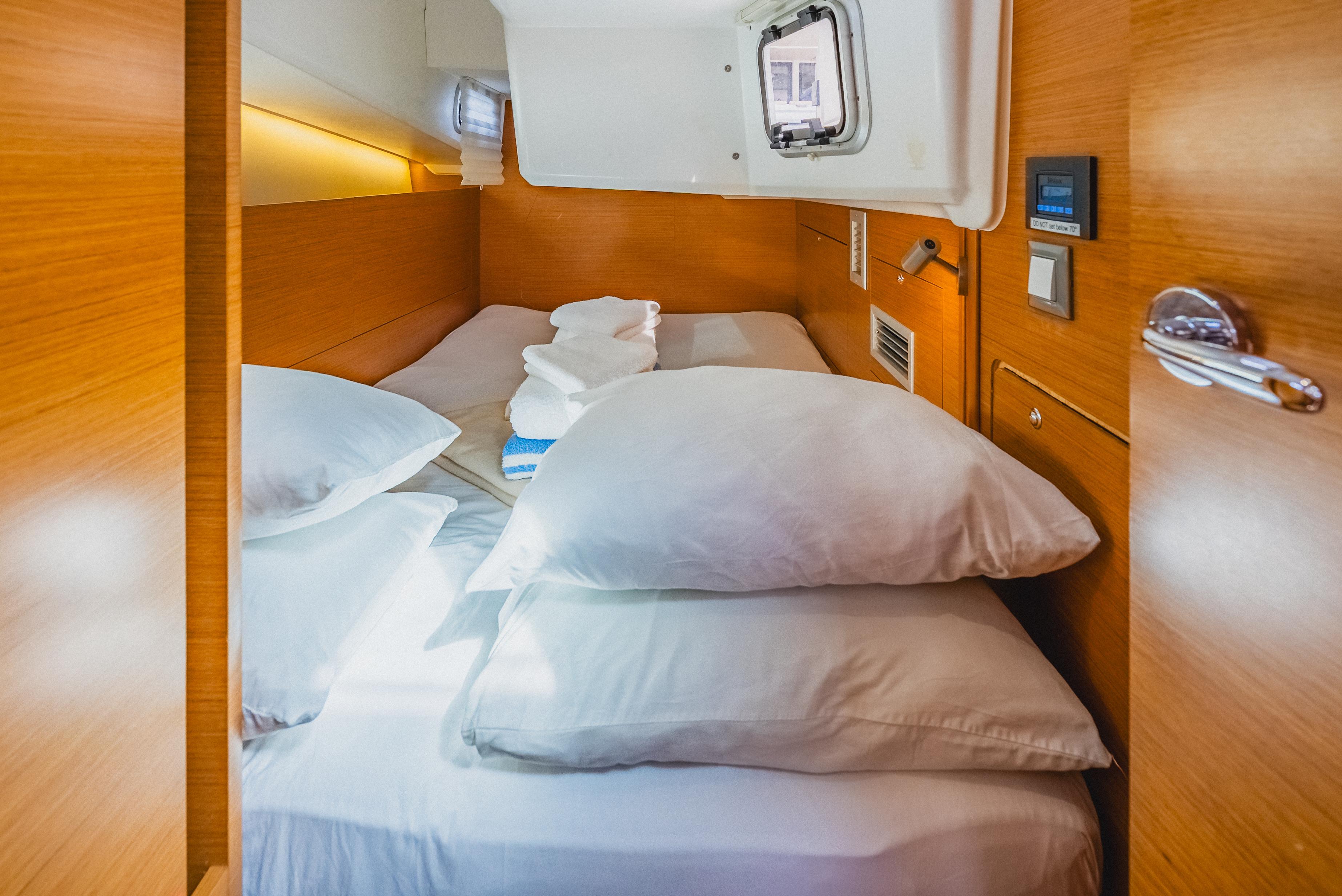 Sun Odyssey 410 - 3 cab., picture 27