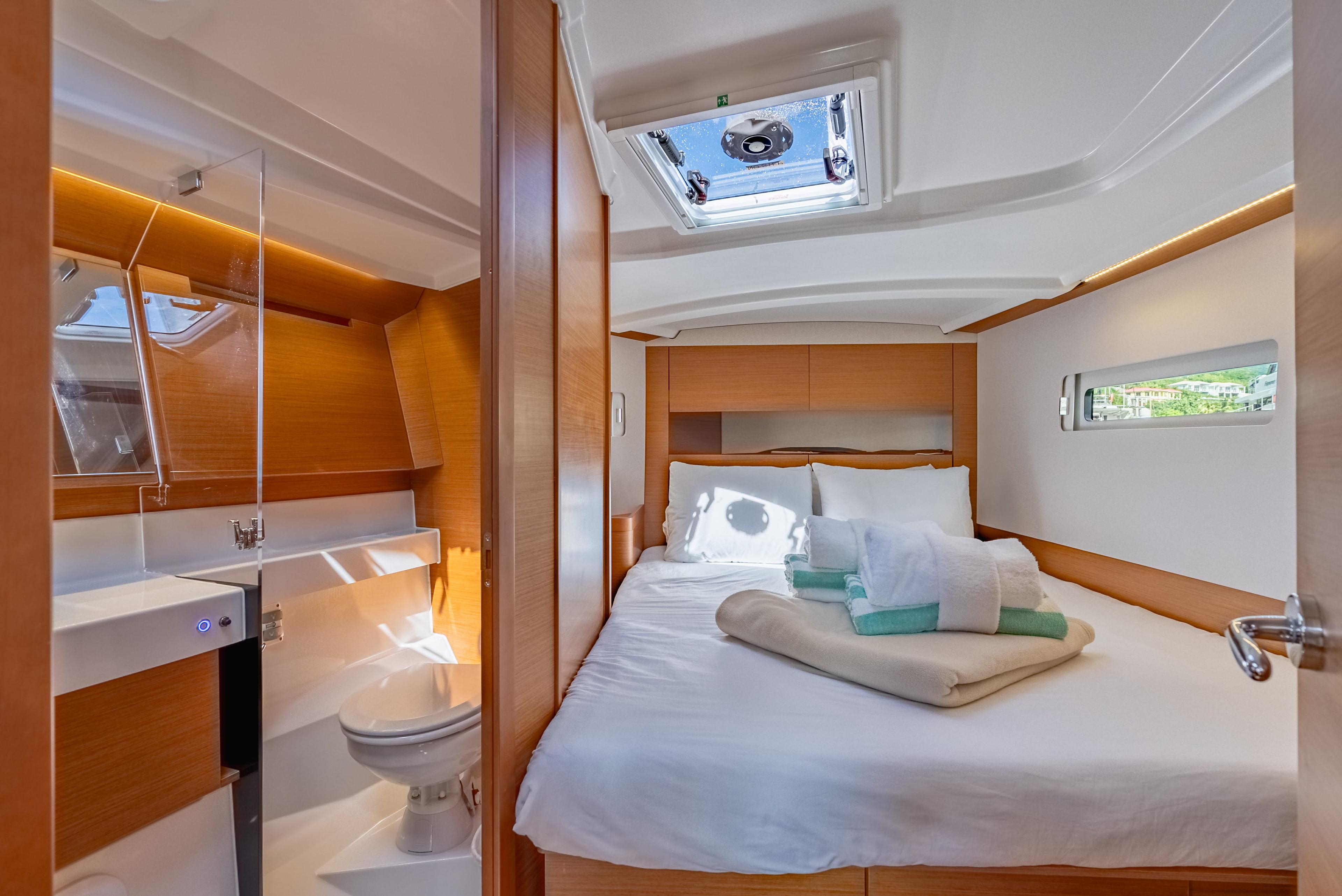 Sun Odyssey 410 - 3 cab., picture 21