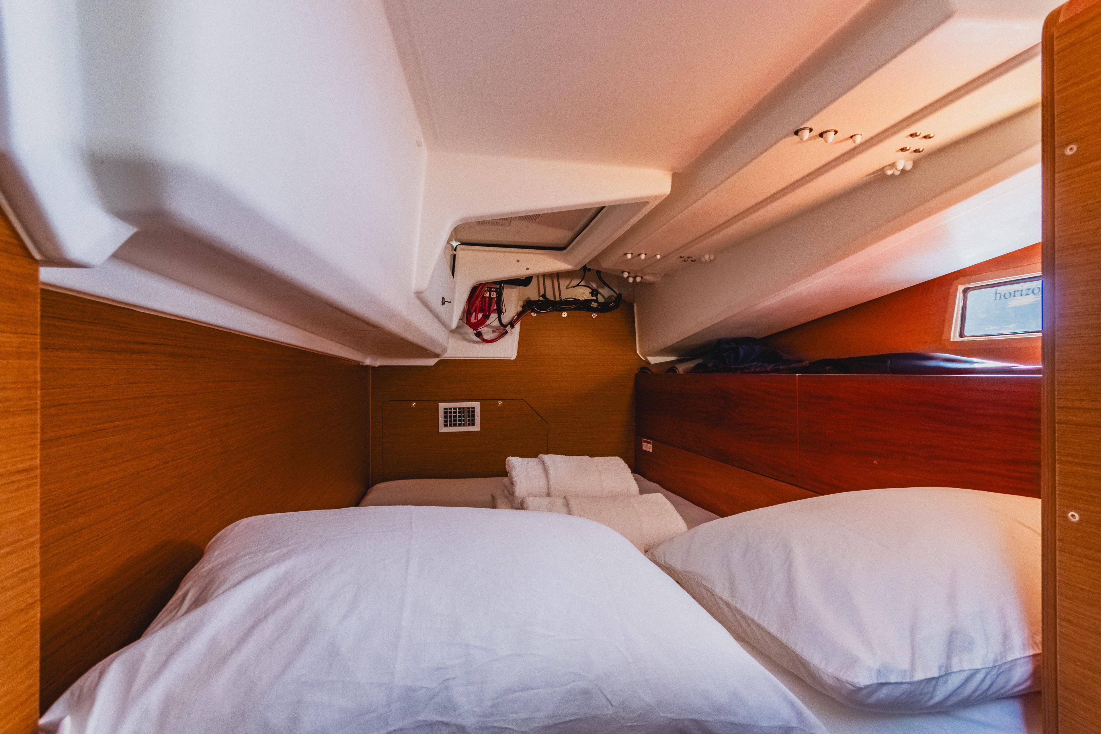 Sun Odyssey 440 - 3 cab., picture 25