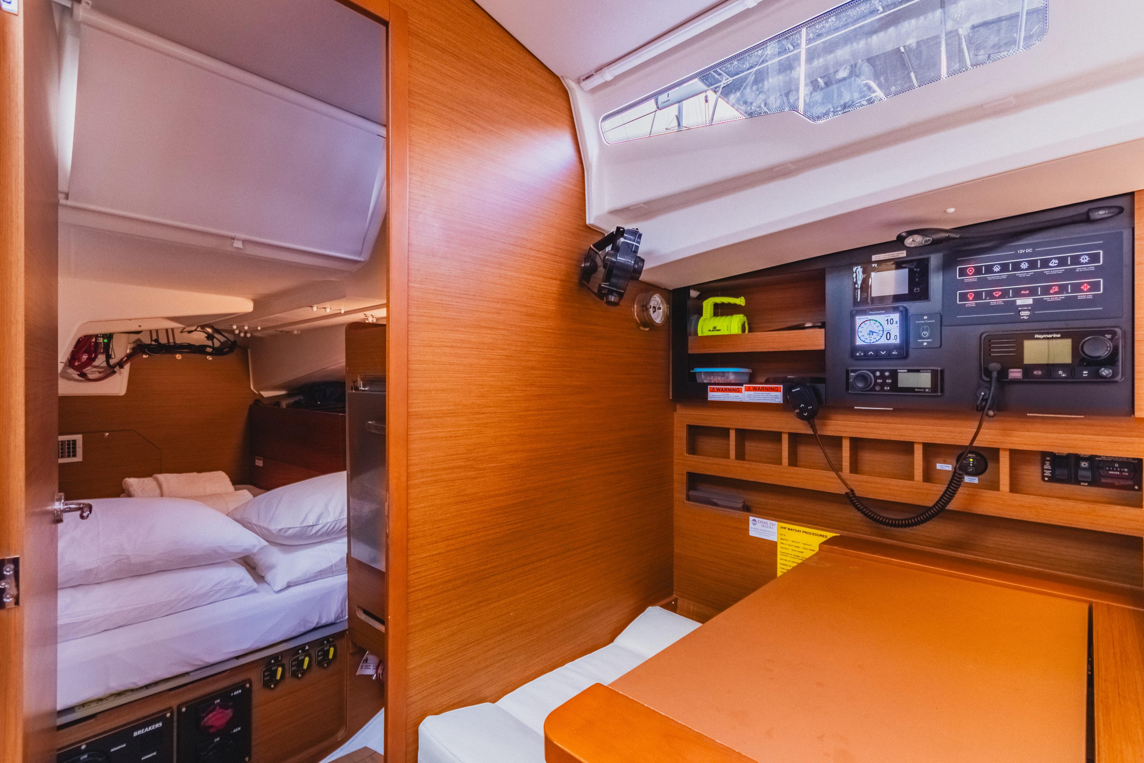 Sun Odyssey 440 - 3 cab., picture 22