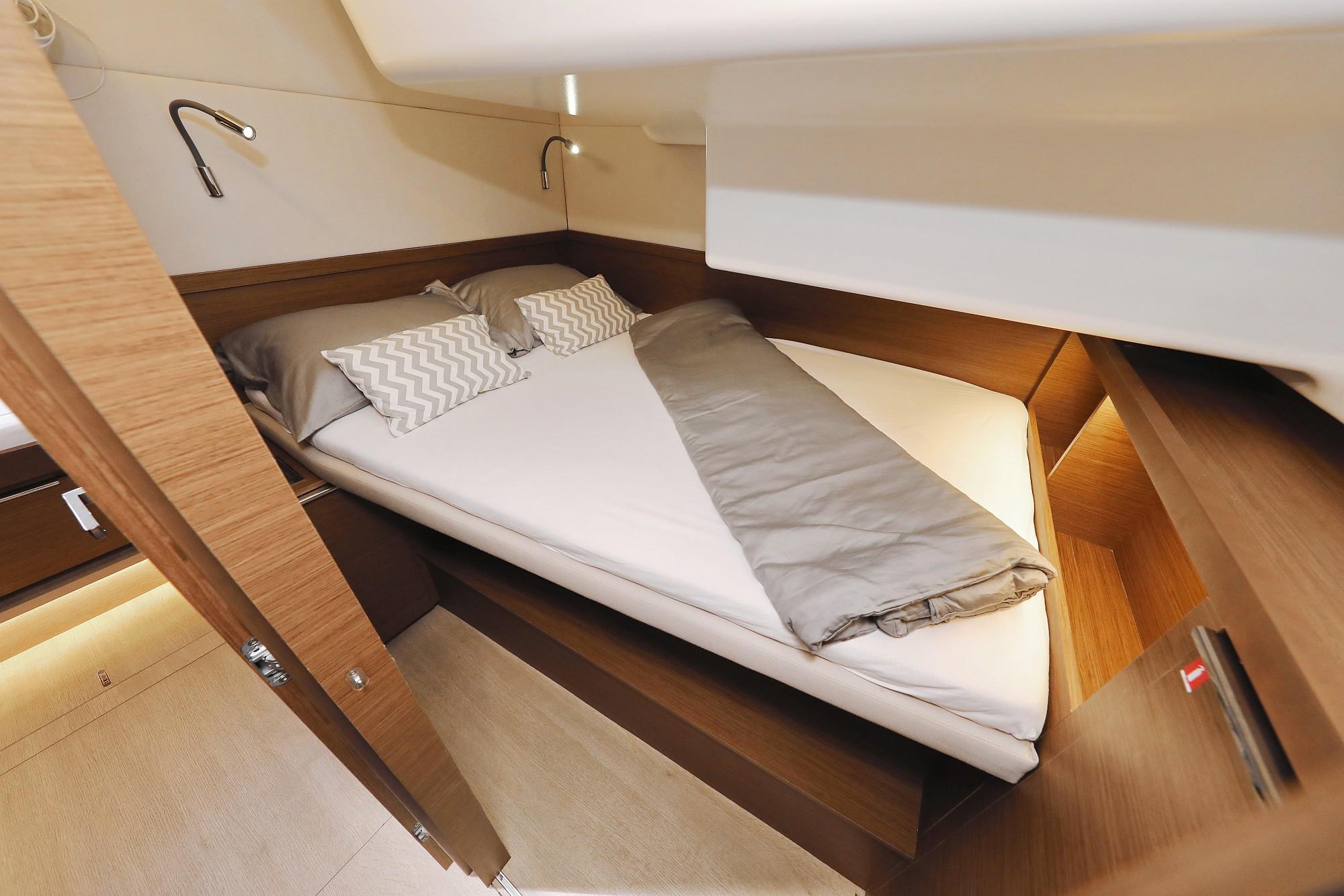 Lagoon 50, picture 6