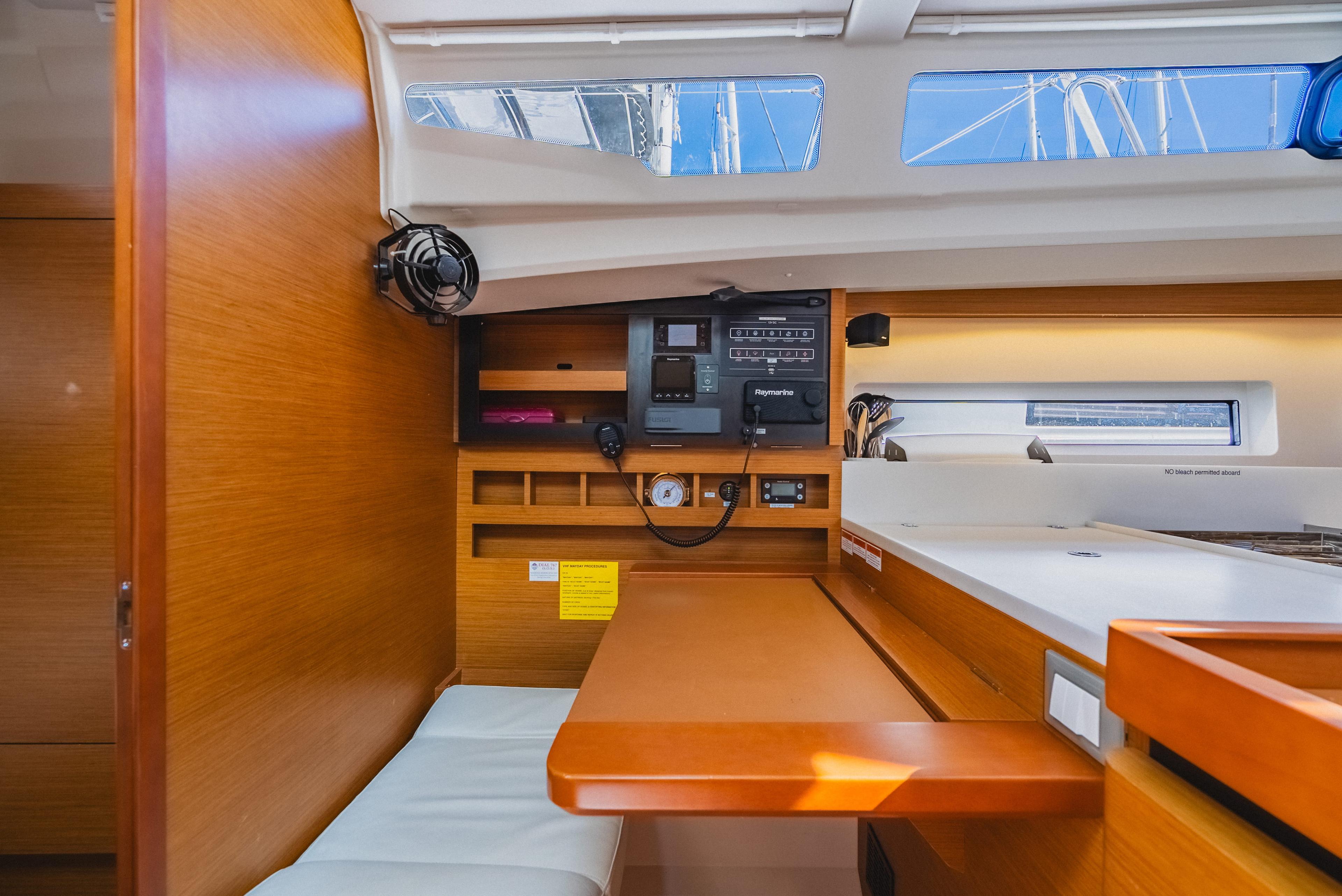 Sun Odyssey 440 - 3 cab., picture 25
