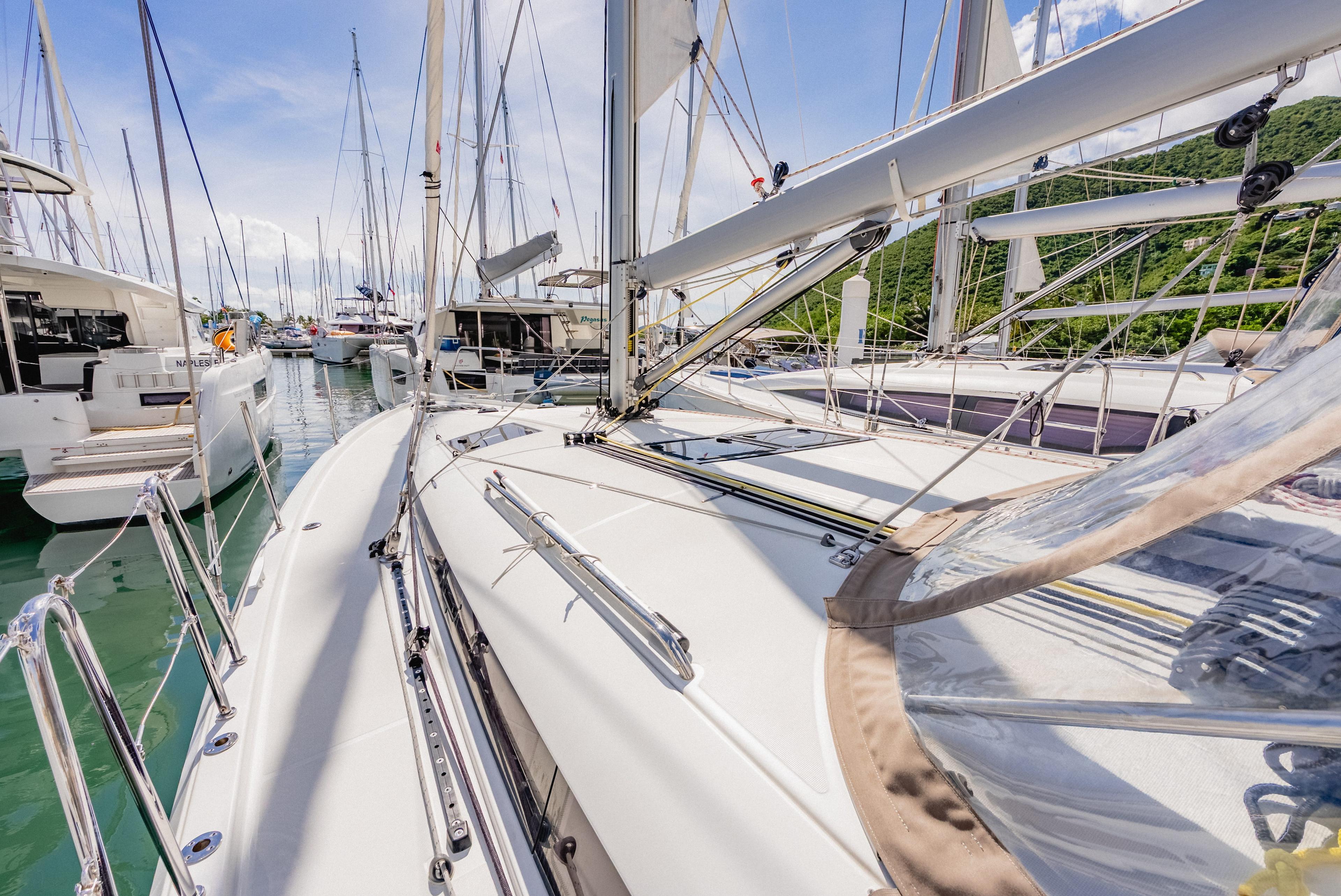 Sun Odyssey 440 - 3 cab., picture 9