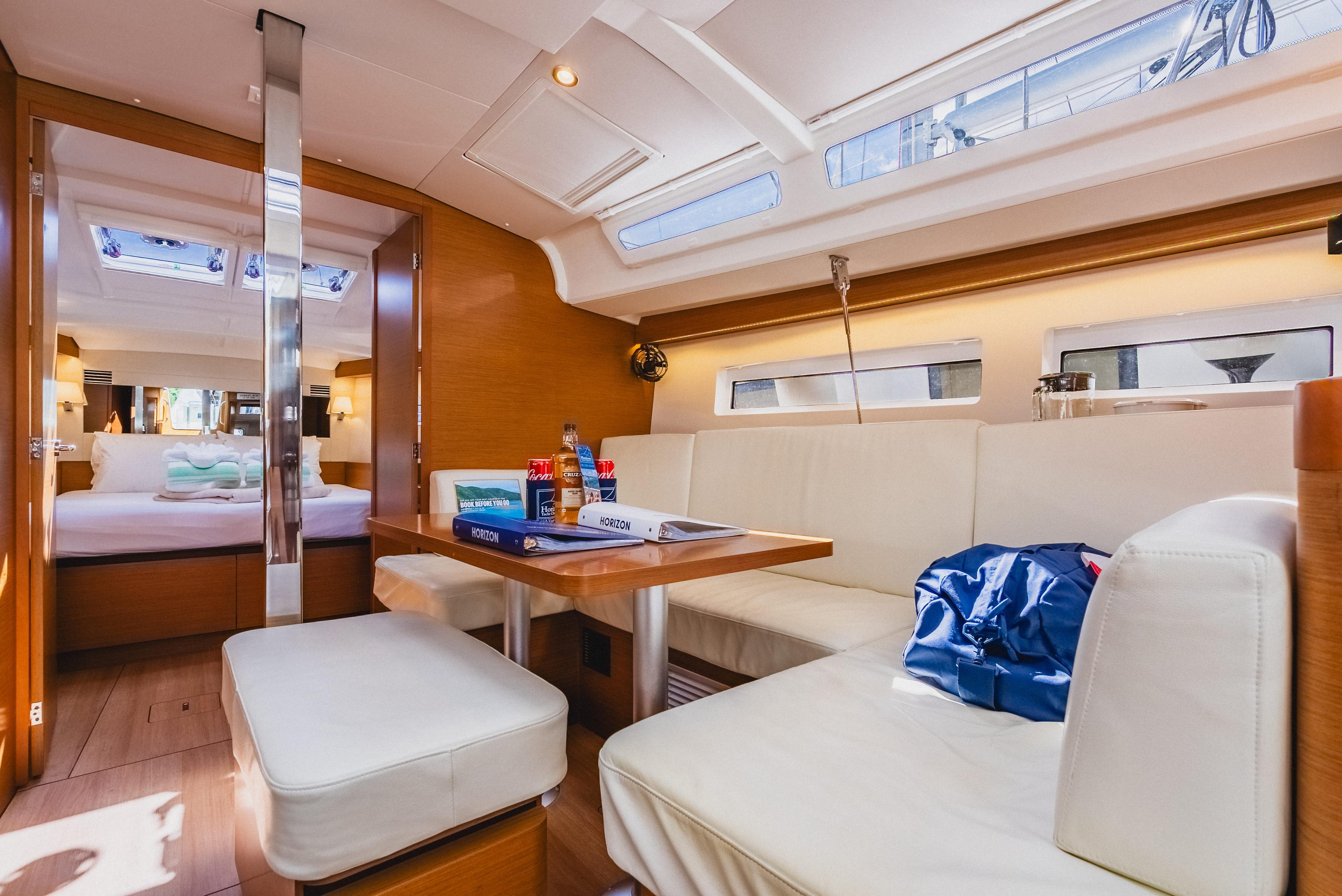 Sun Odyssey 440 - 3 cab., picture 21