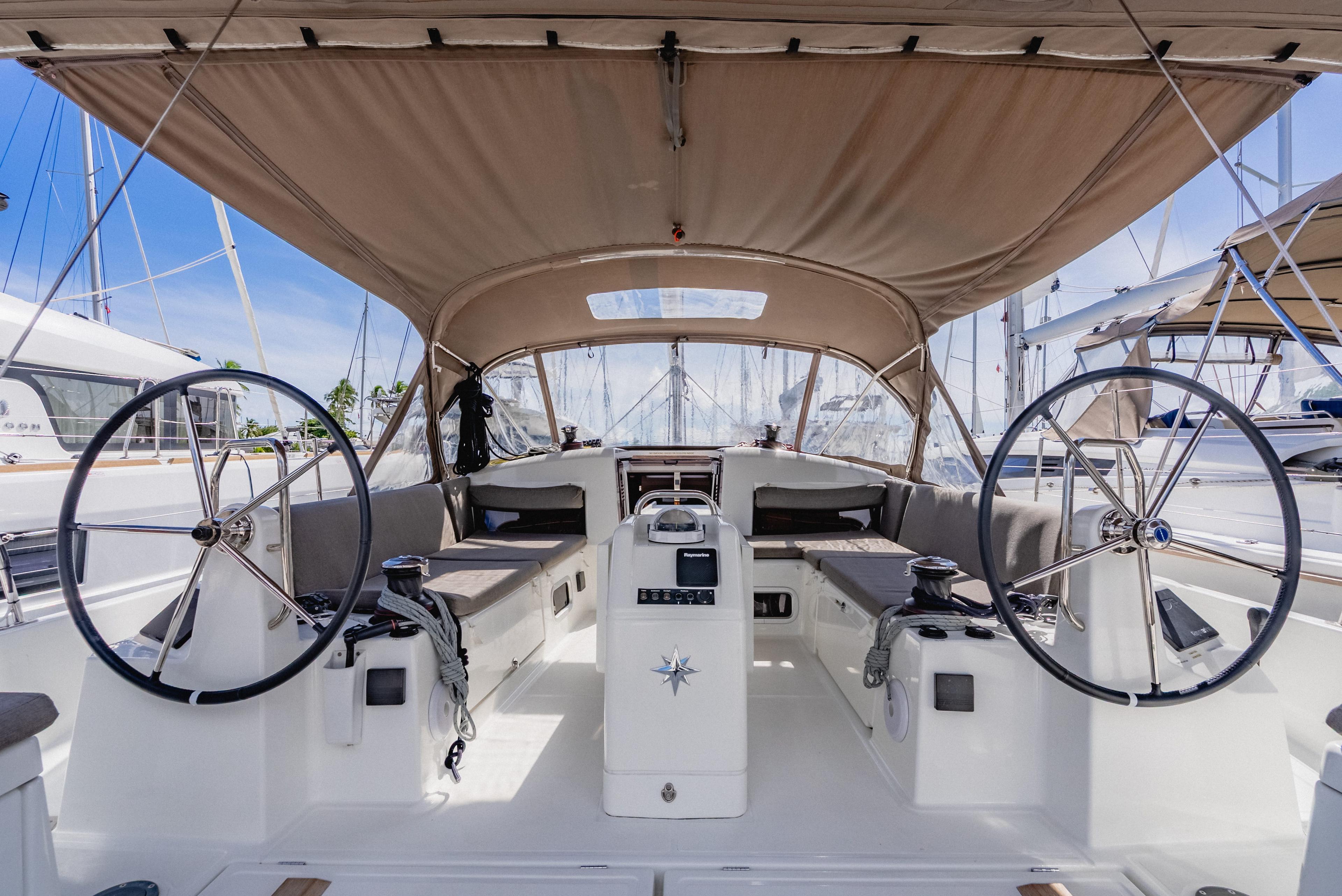 Sun Odyssey 440 - 3 cab., picture 12