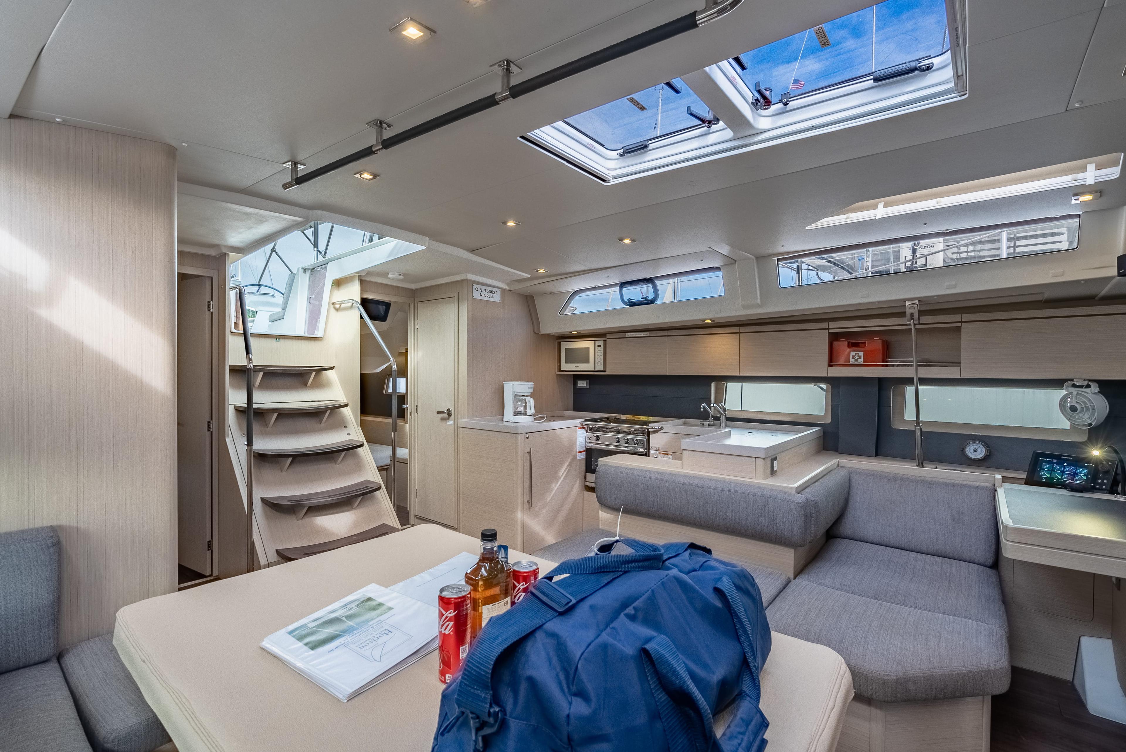 Oceanis 51.1, picture 20