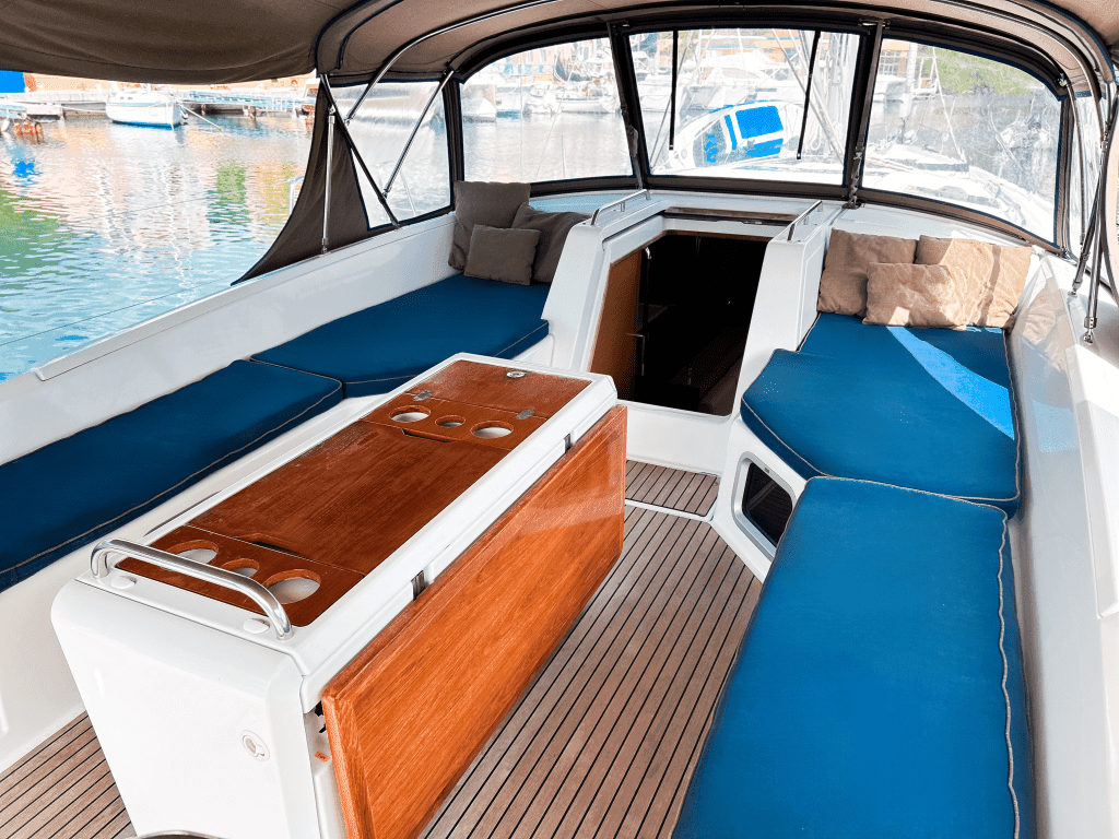 Jeanneau 54 - 3 cab. - Paradise Found, picture 8