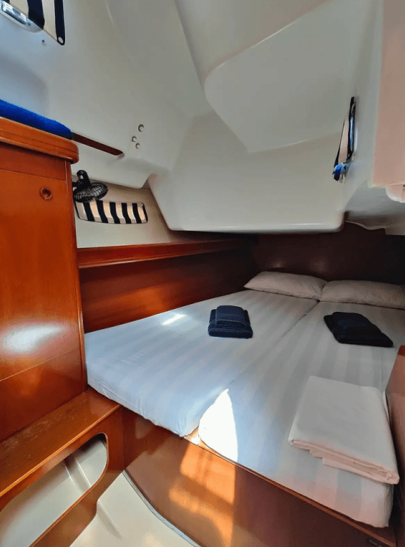Oceanis Clipper 393, picture 8