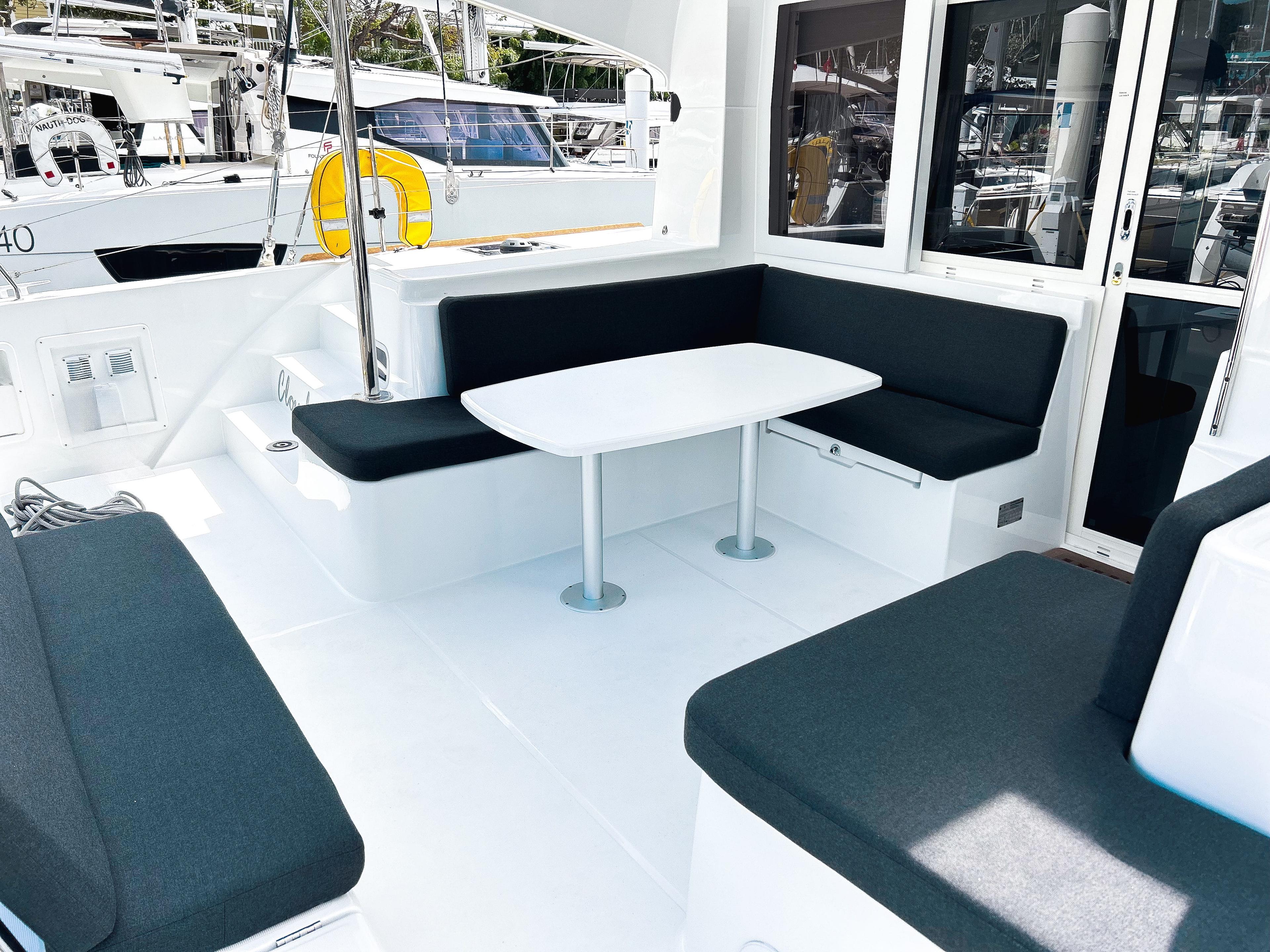 Lagoon 40 OW - 3 + 1 cab., picture 12