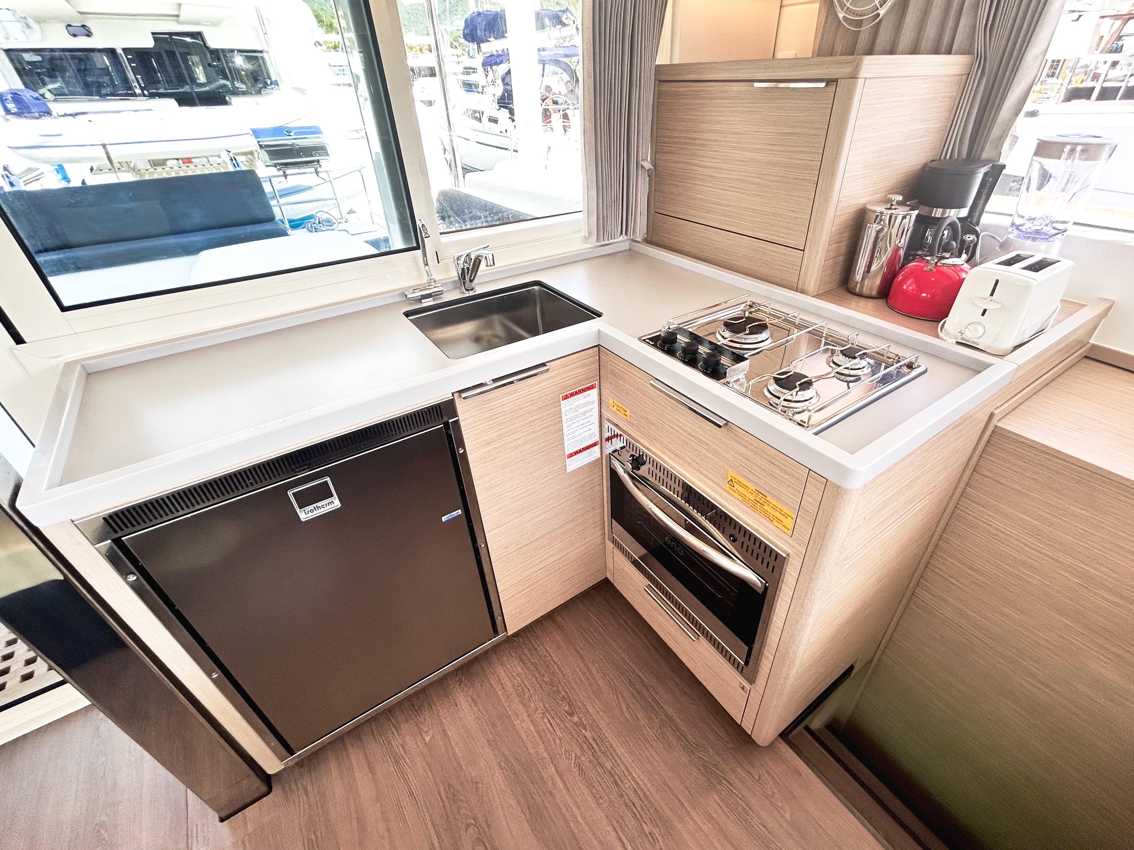 Lagoon 40 OW - 3 + 1 cab., picture 14