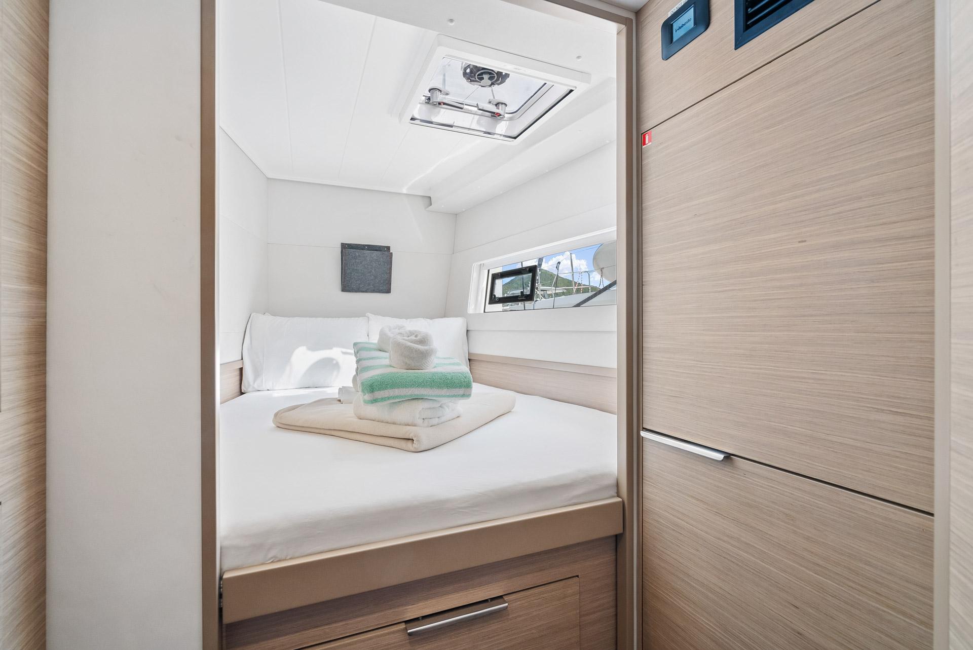 Lagoon 40 OW - 3 + 1 cab., picture 21