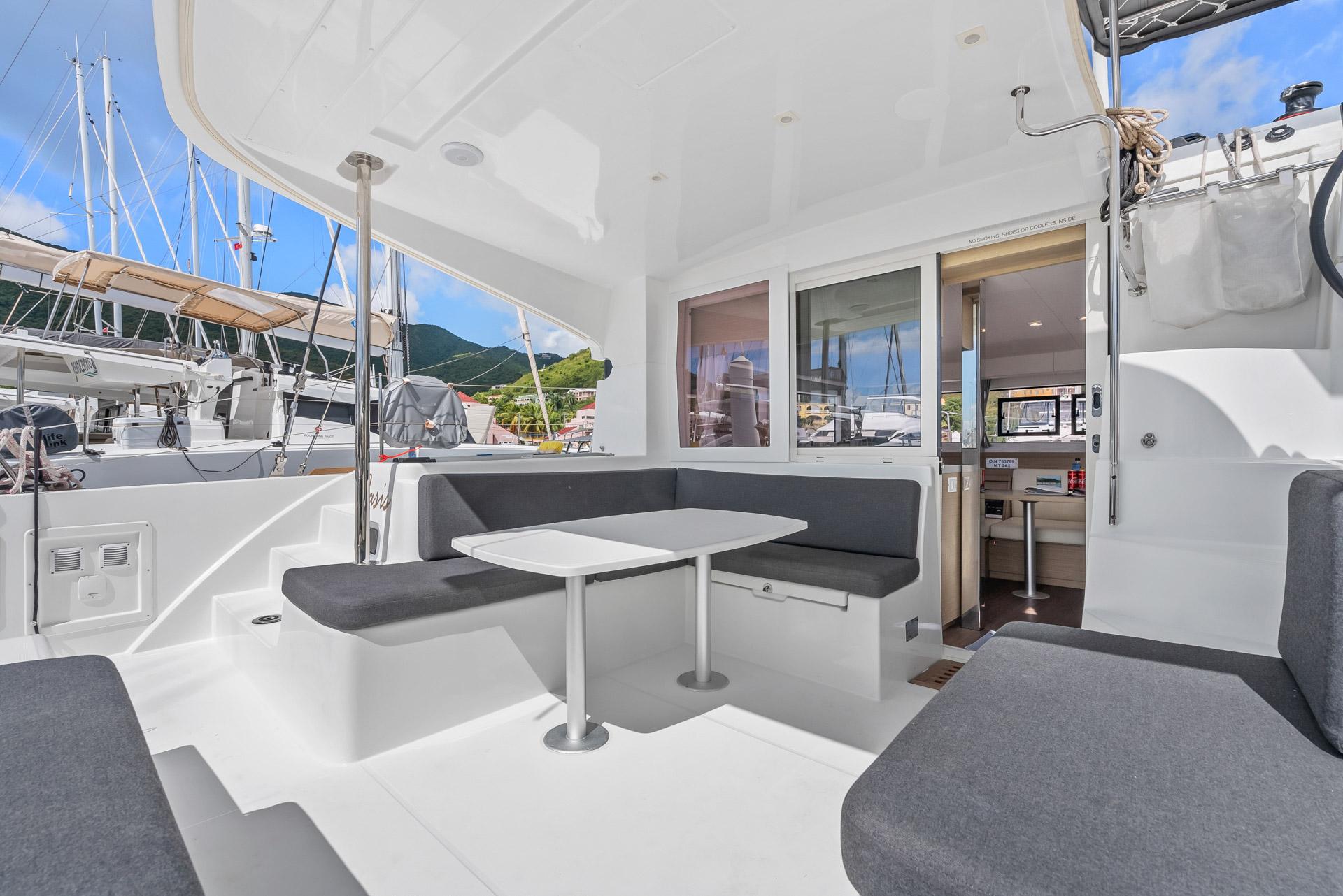 Lagoon 40 OW - 3 + 1 cab., picture 13