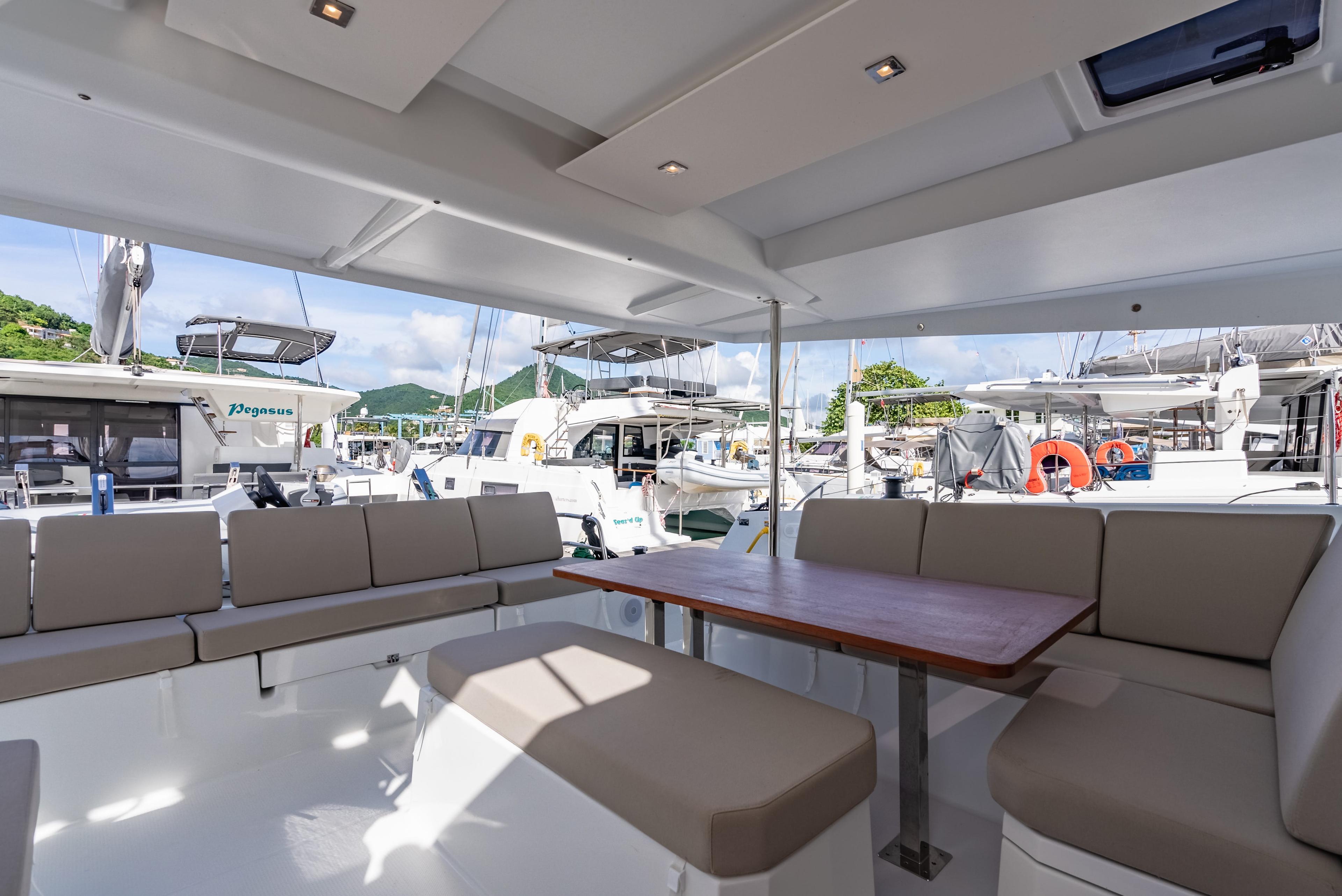 Fountaine Pajot Astrea 42 - 4 + 1 cab., picture 17